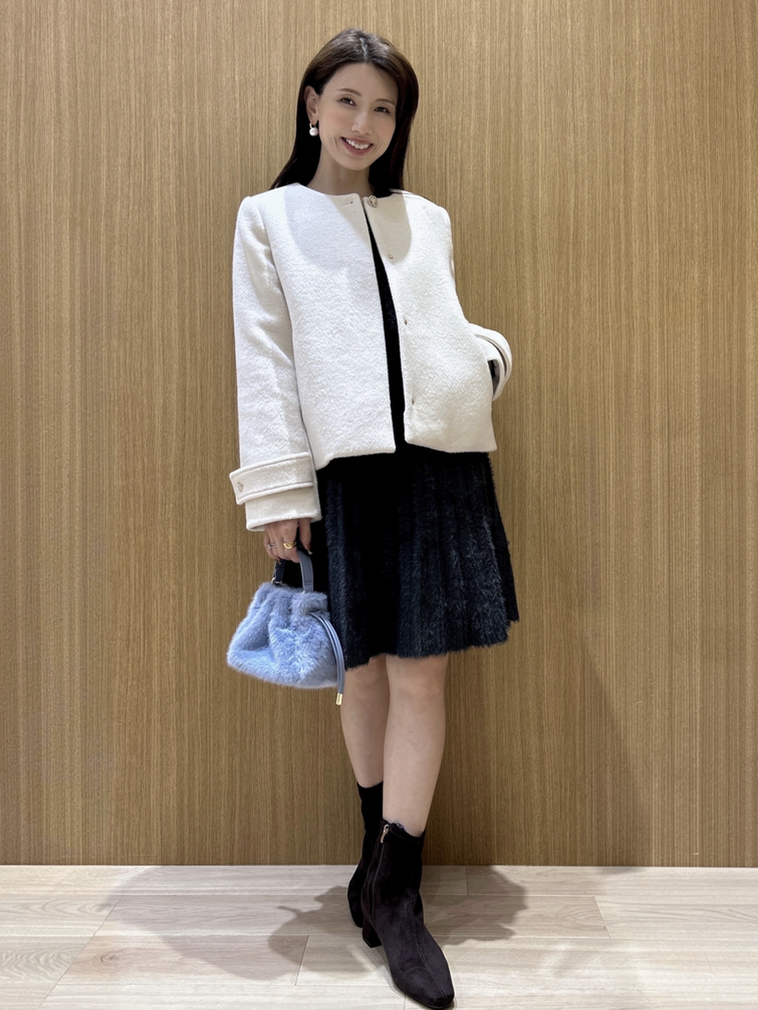 maiさんの「OPAQUE.CLIP｜【植草美幸先生が指南する好印象スタイル】カシミヤ混ノーカラーショートコート」を使ったコーディネート