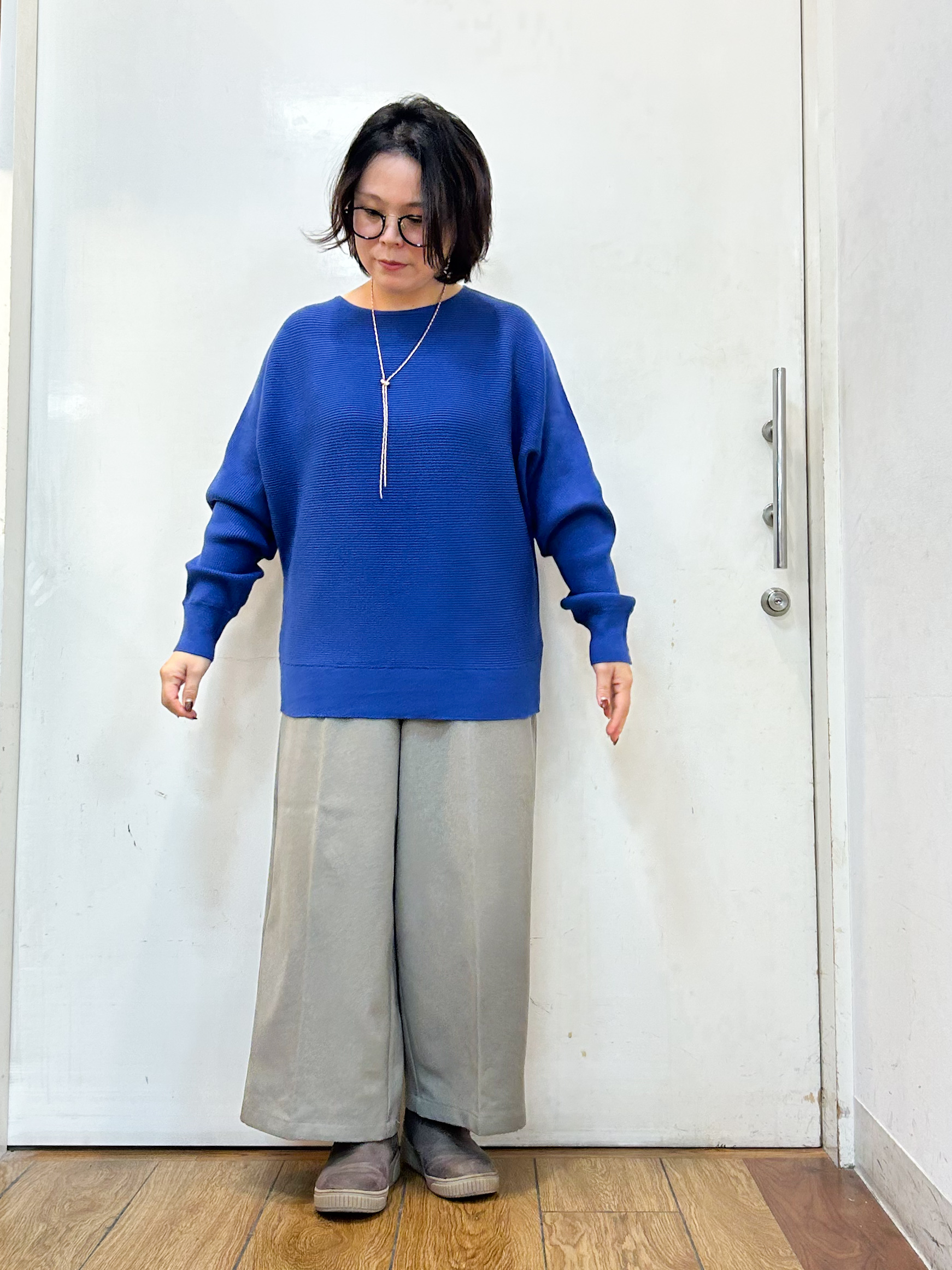 haruさんの「SHOO･LA･RUE｜【洗濯機可/体型カバー】やわらかリブドルマンニット」を使ったコーディネート