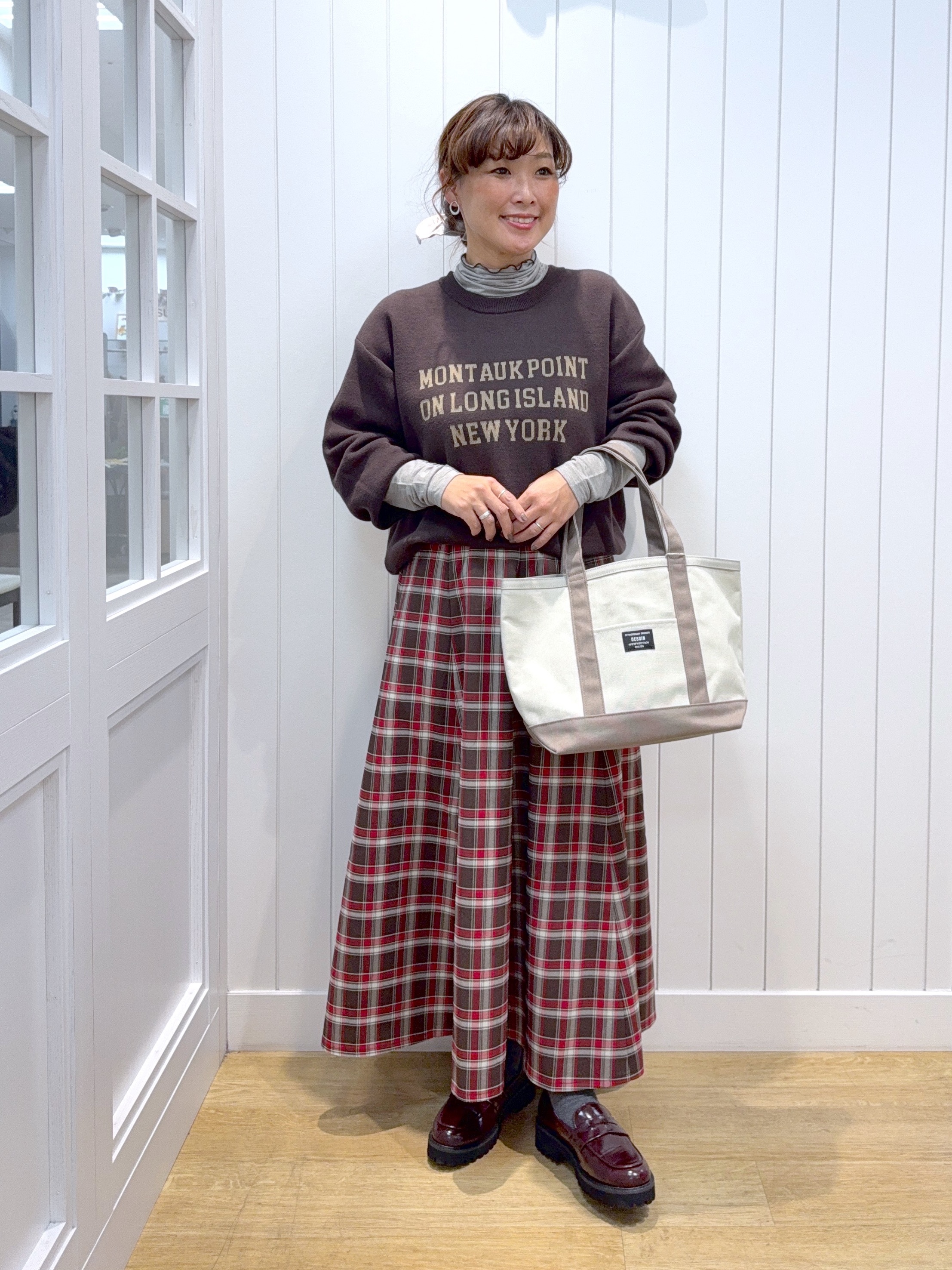 Osawaさんの「Dessin｜【店頭人気/洗濯機OK/秋レイヤード】スウェットライク ロゴニット」を使ったコーディネート