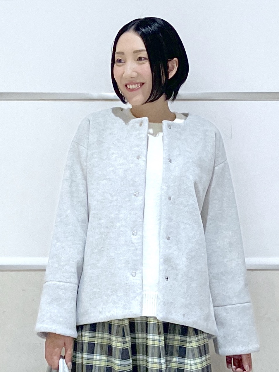 eriko さんの「Dessin｜【洗濯機OK/サスティナブル/6色展開】編地切替ラグラン ニットプルオーバー」を使ったコーディネート