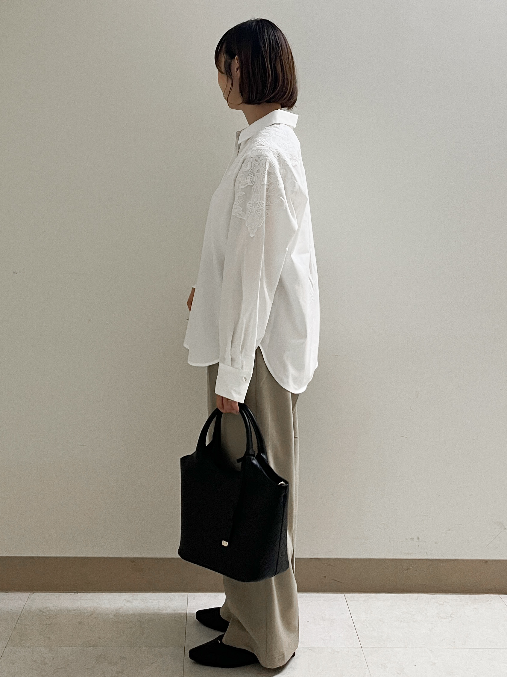 あかねさんの「OPAQUE.CLIP｜レースモチーフドッキングシャツ【洗濯機OK】」を使ったコーディネート
