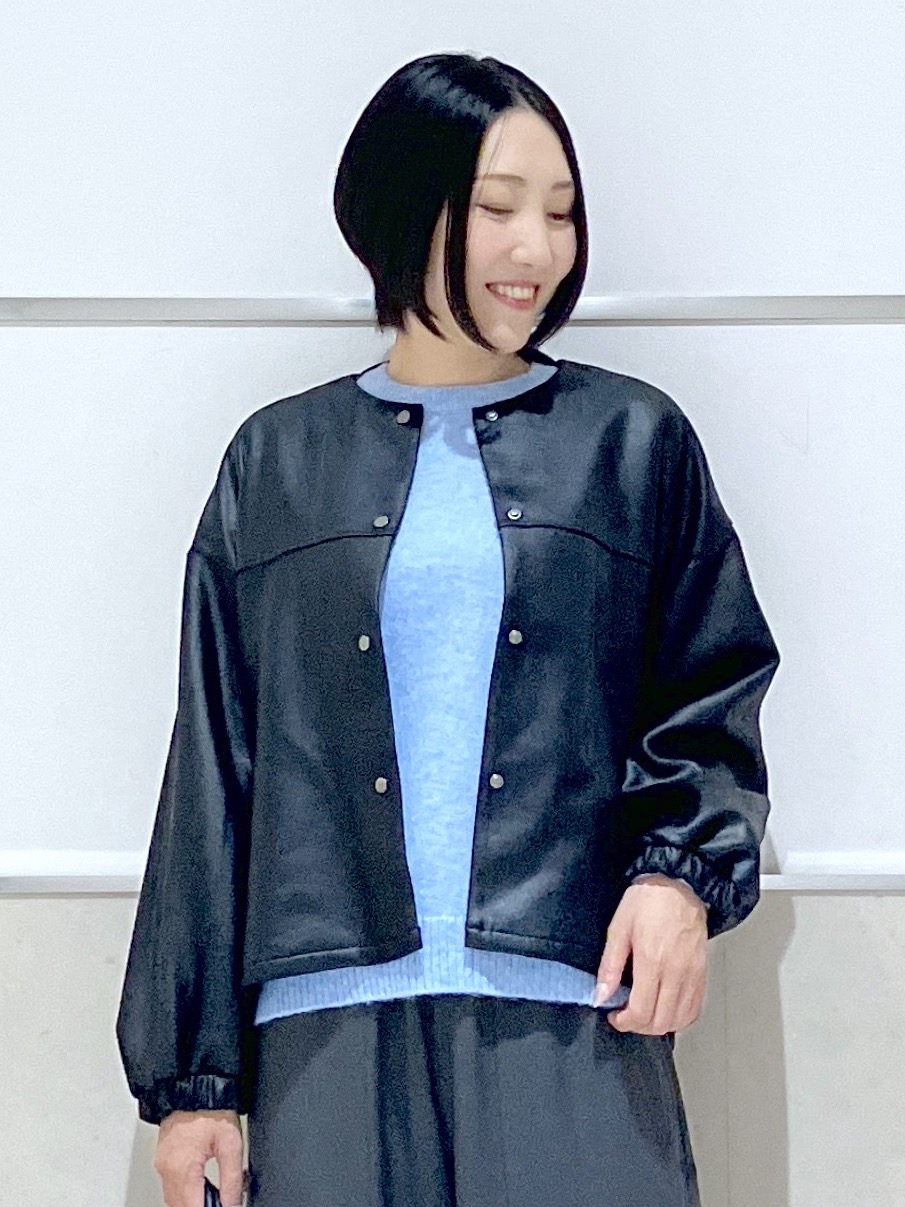 eriko さんの「Dessin｜【洗濯機OK/サスティナブル/6色展開】編地切替ラグラン ニットプルオーバー」を使ったコーディネート