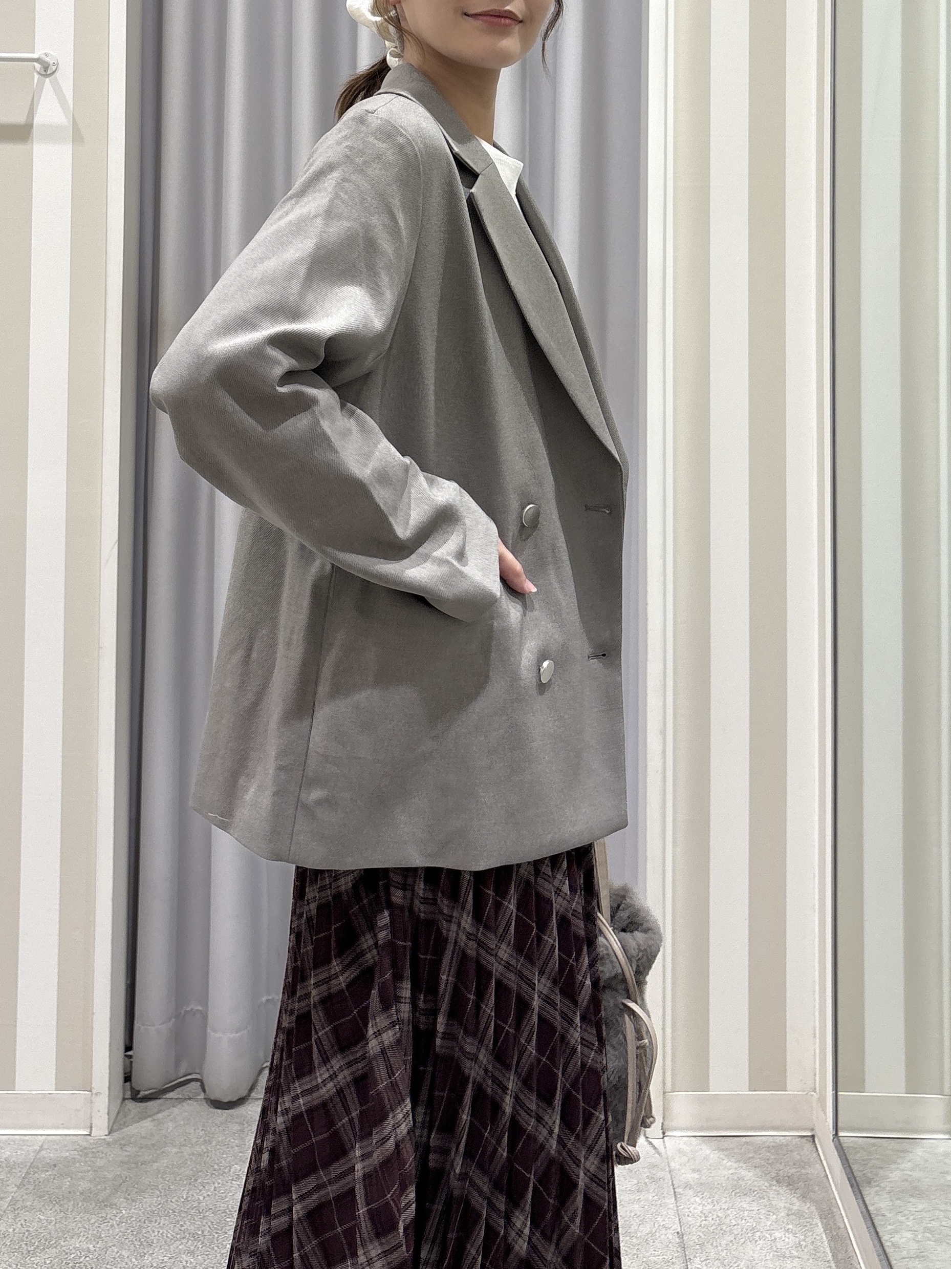 Rikaさんの「SHOO･LA･RUE｜【セットアップ可/洗濯後しわになりにくい】ウールフィール ダブルジャケット」を使ったコーディネート