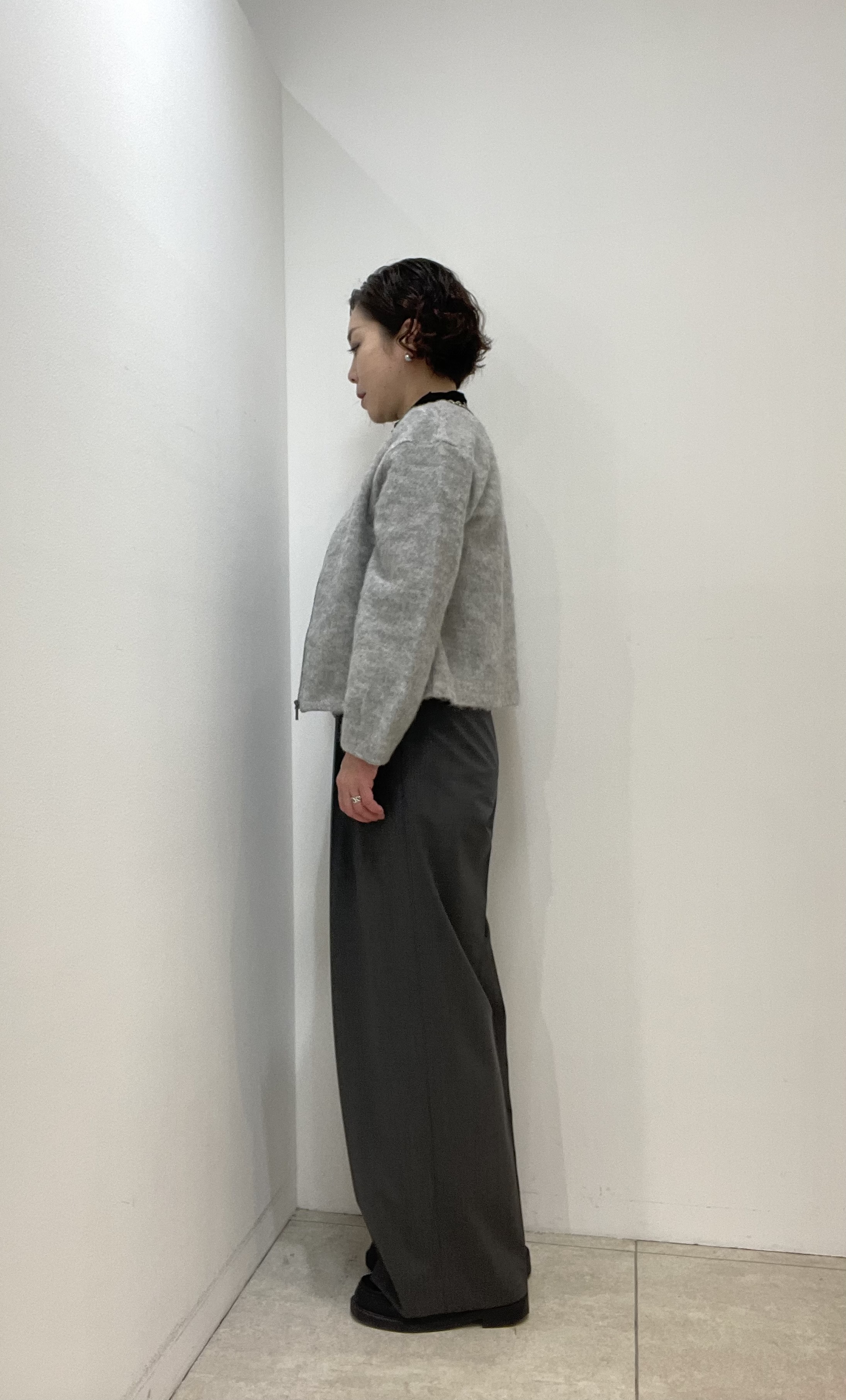 Wachiさんの「UNTITLED｜【軽アウター/秋羽織り】シャギージップカーデ」を使ったコーディネート