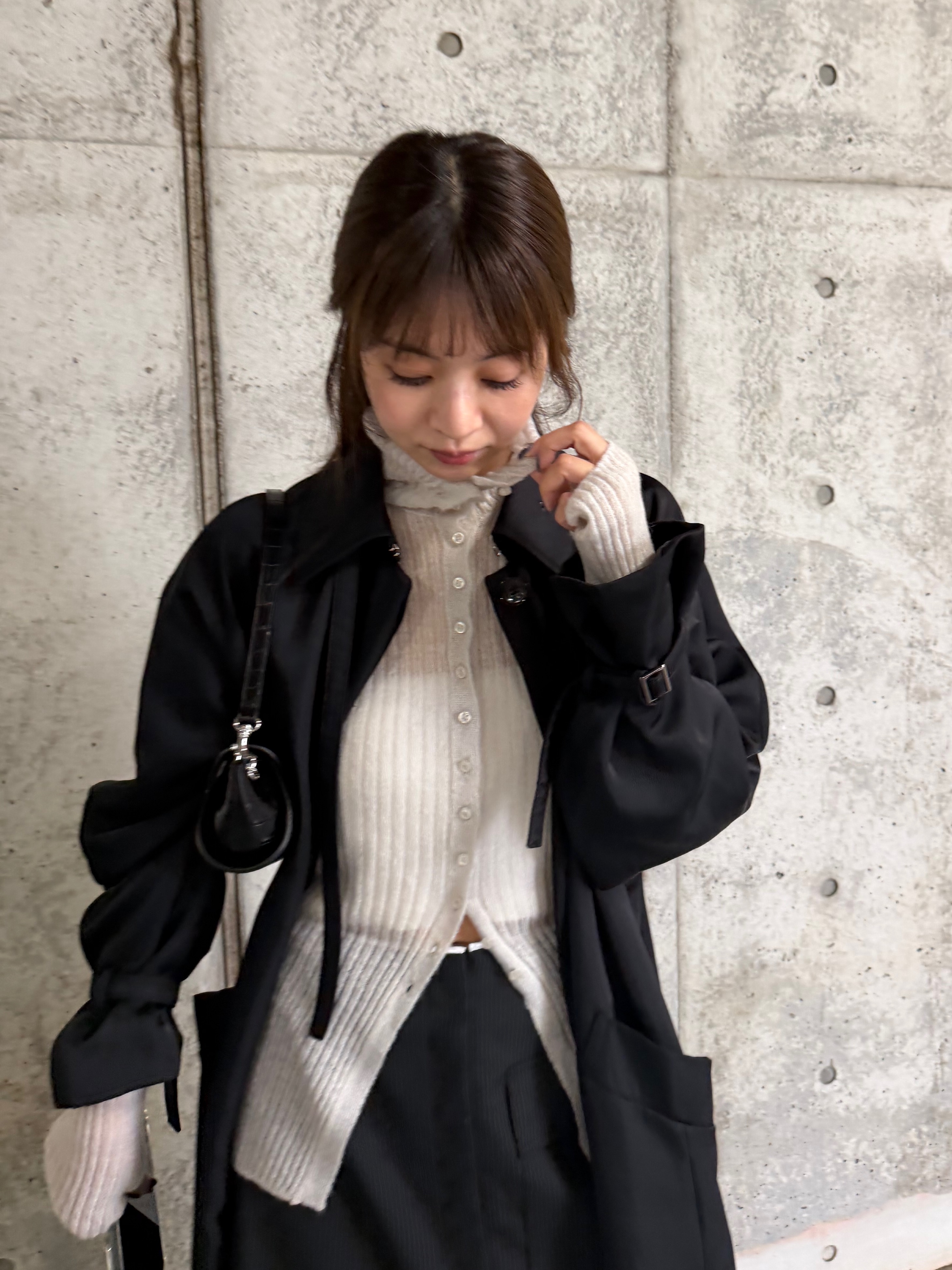 kanamiさんの「CODE A｜sheer mohair rib cardigan」を使ったコーディネート