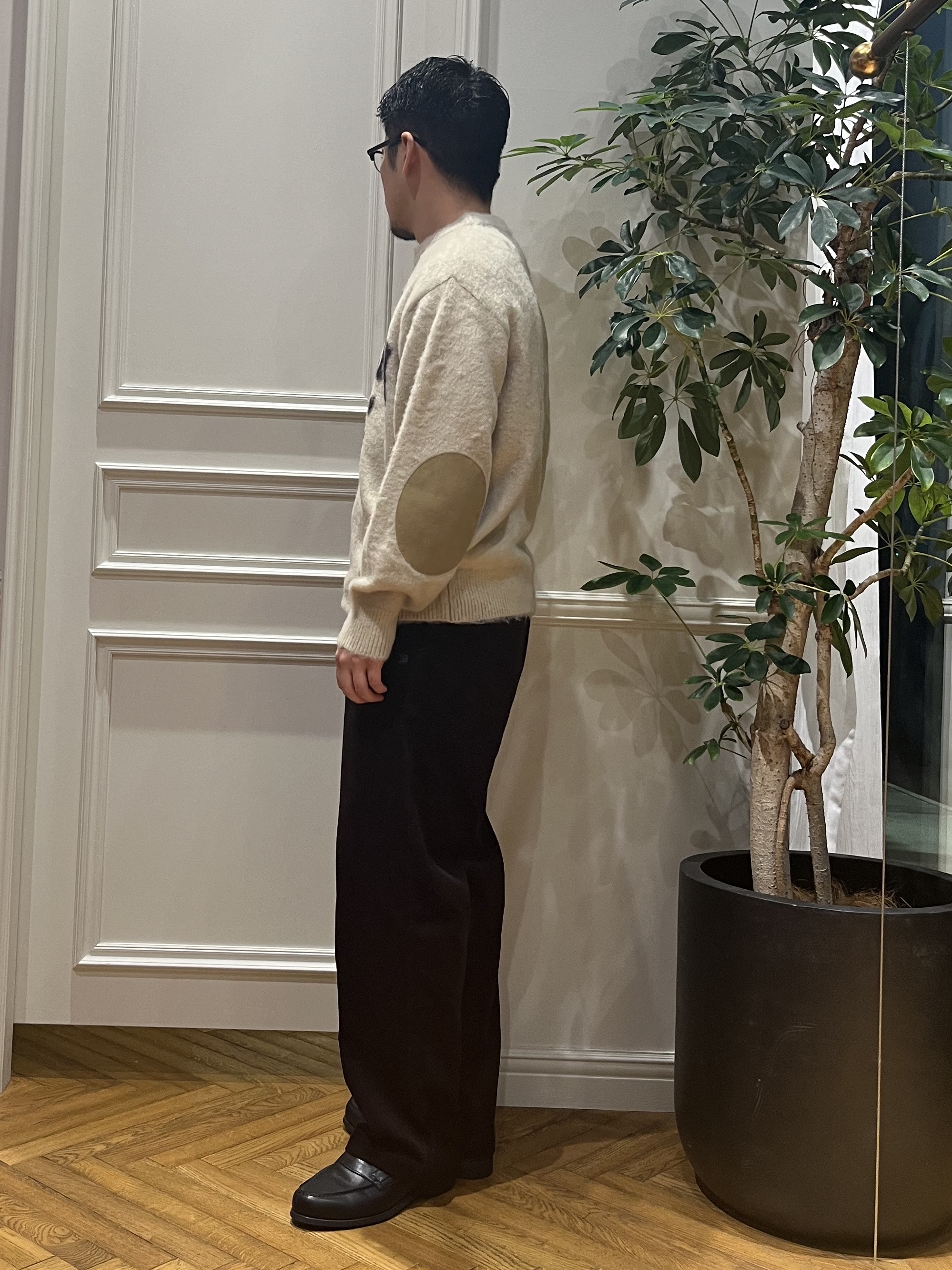 Tokuさんの「DRESSTERIOR｜コーデュロイワイドパンツ」を使ったコーディネート
