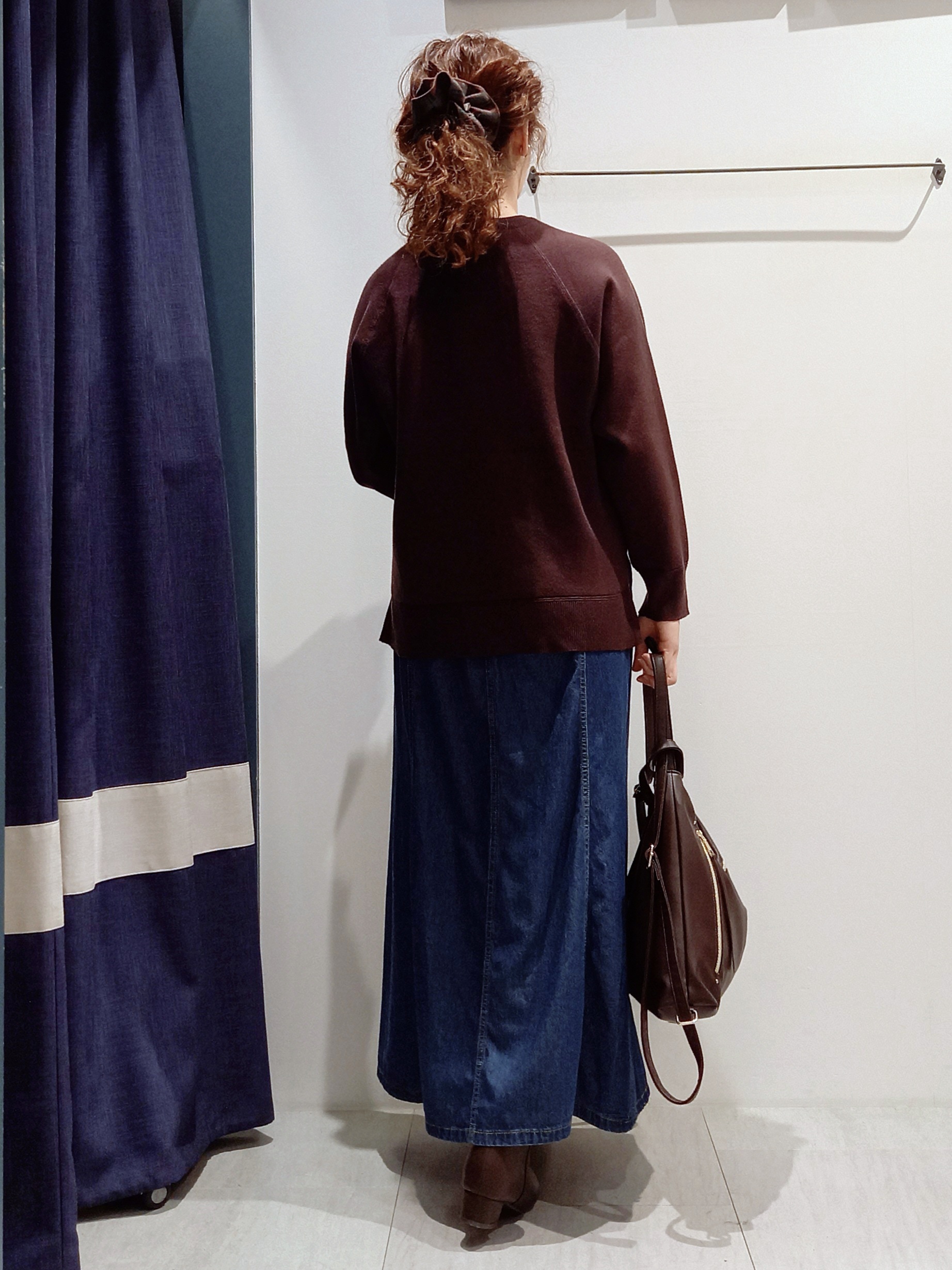 miiさんの「grove｜スエットライクロゴニット」を使ったコーディネート