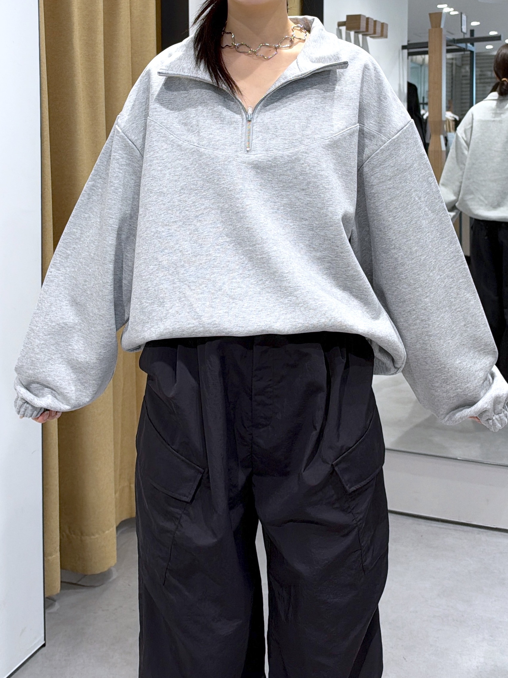 Renoさんの「INDIVI｜裏毛ハーフジップカットソー」を使ったコーディネート