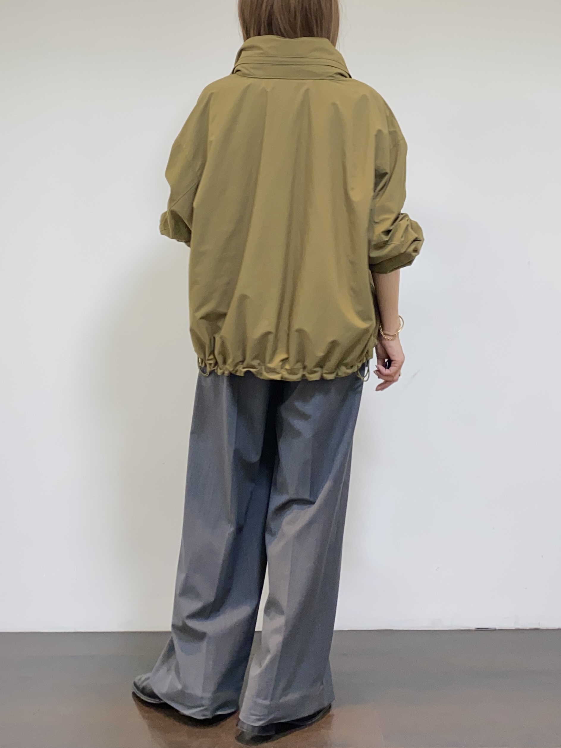tomoさんの「UNTITLED｜【撥水/軽アウター/2way】タフタマウンテンパーカー」を使ったコーディネート