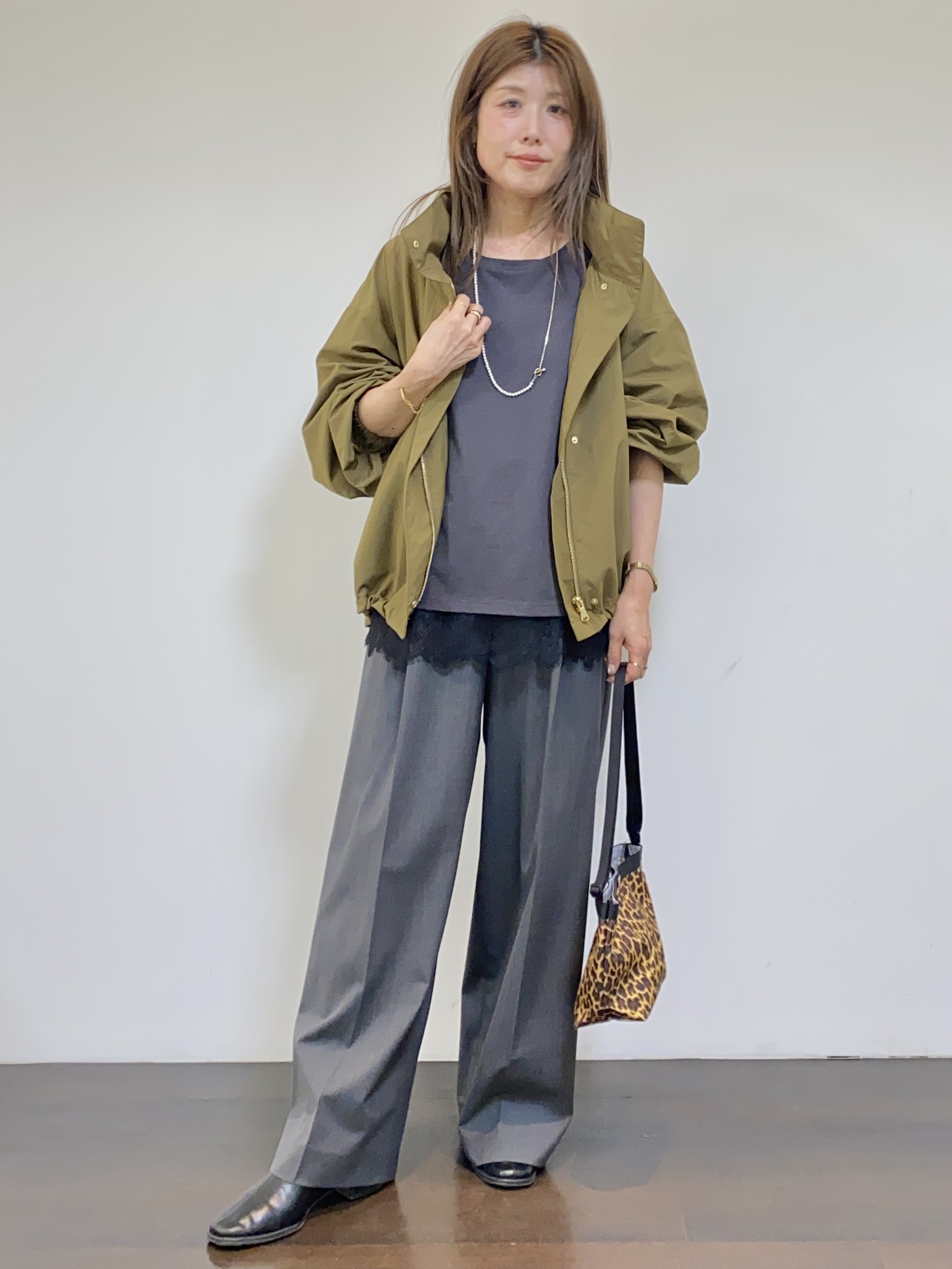 tomoさんの「UNTITLED｜【撥水/軽アウター/2way】タフタマウンテンパーカー」を使ったコーディネート
