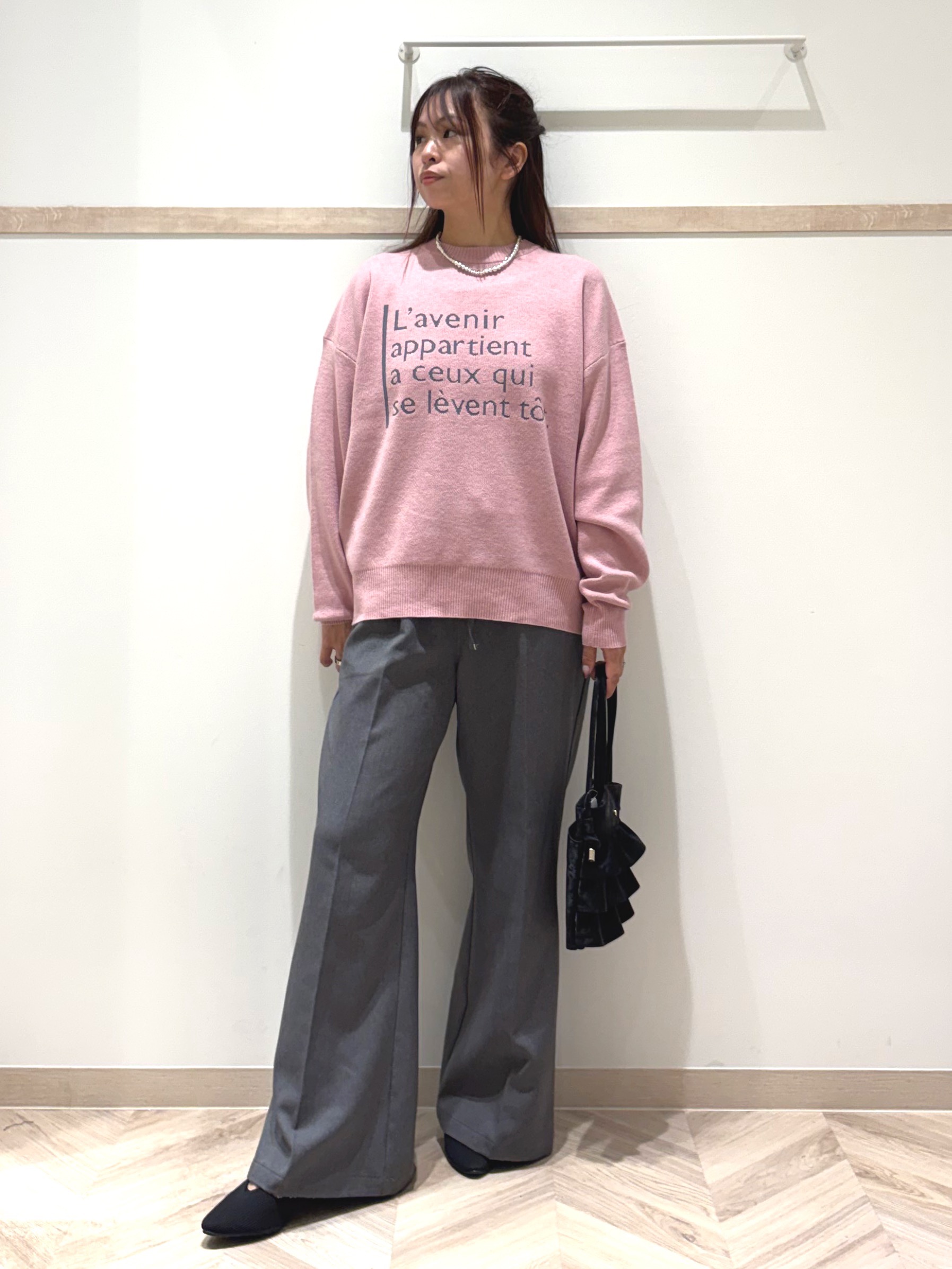 nanaさんの「SHOO･LA･RUE｜【S-LL/洗濯機可】スウェットライク ロゴニット」を使ったコーディネート