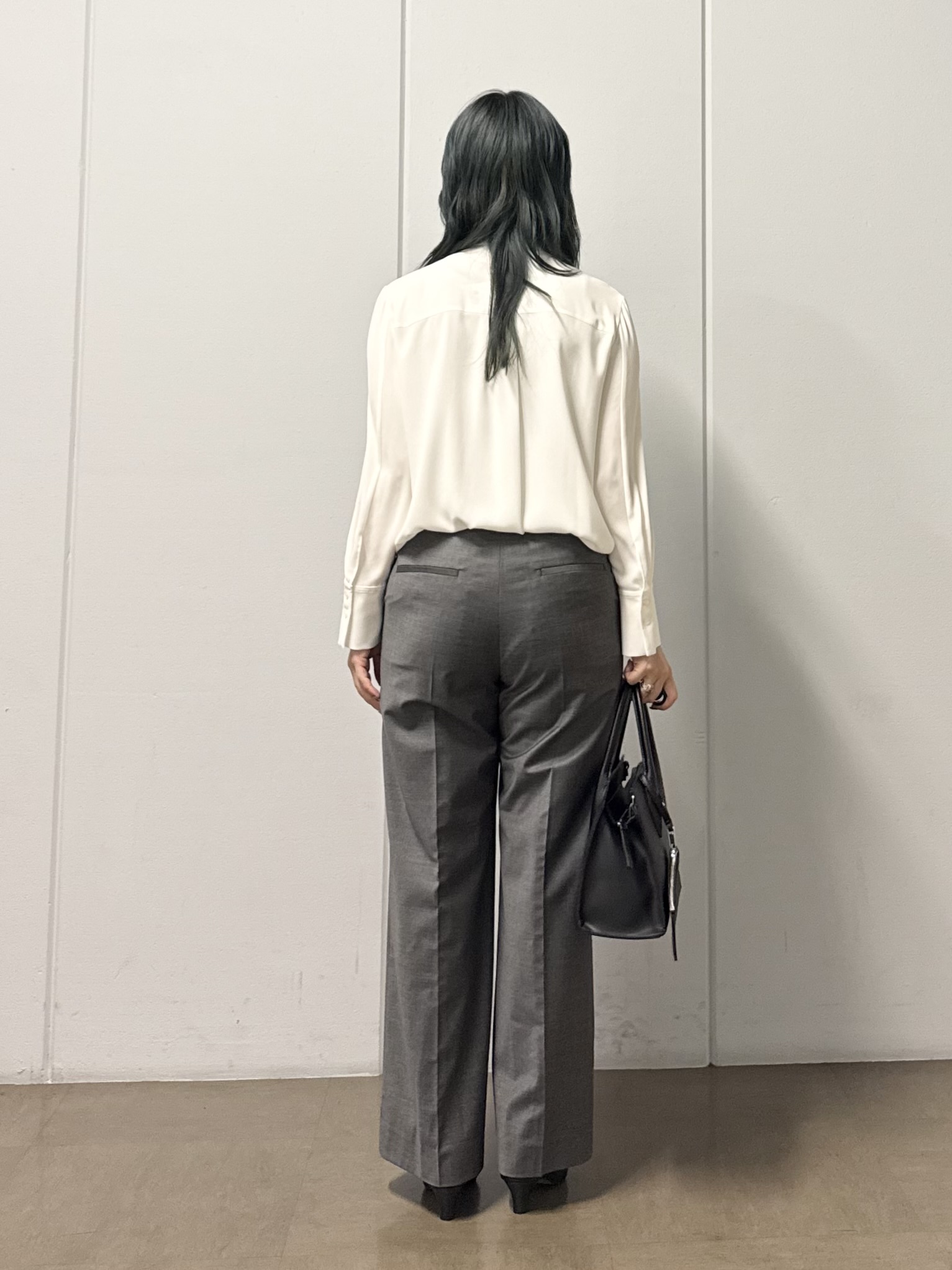 mizukiさんの「INDIVI｜【日本製／華やか】フリルデザインブラウス」を使ったコーディネート