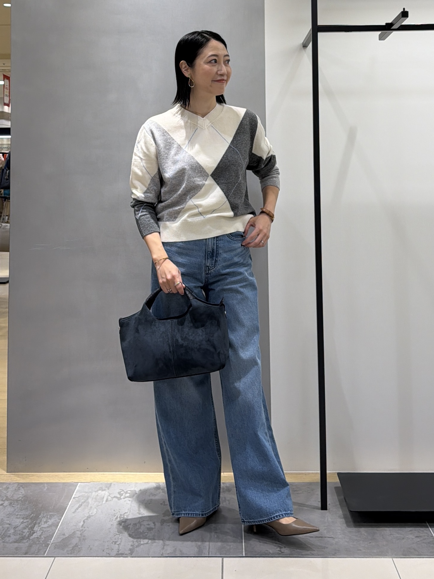shihoさんの「INDIVI｜【ウール混】ビッグアーガイル柄ニット」を使ったコーディネート
