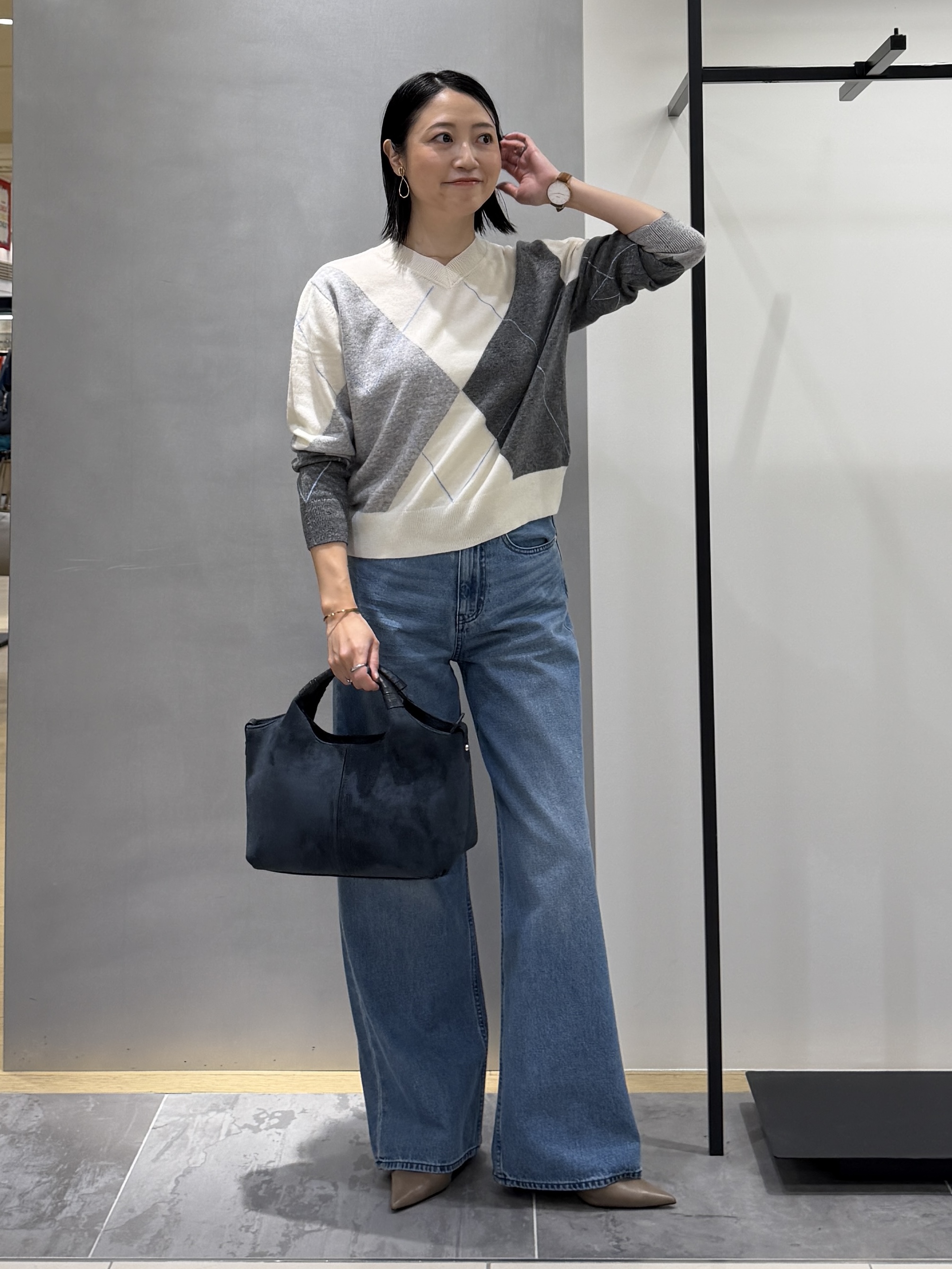 shihoさんの「INDIVI｜【ウール混】ビッグアーガイル柄ニット」を使ったコーディネート