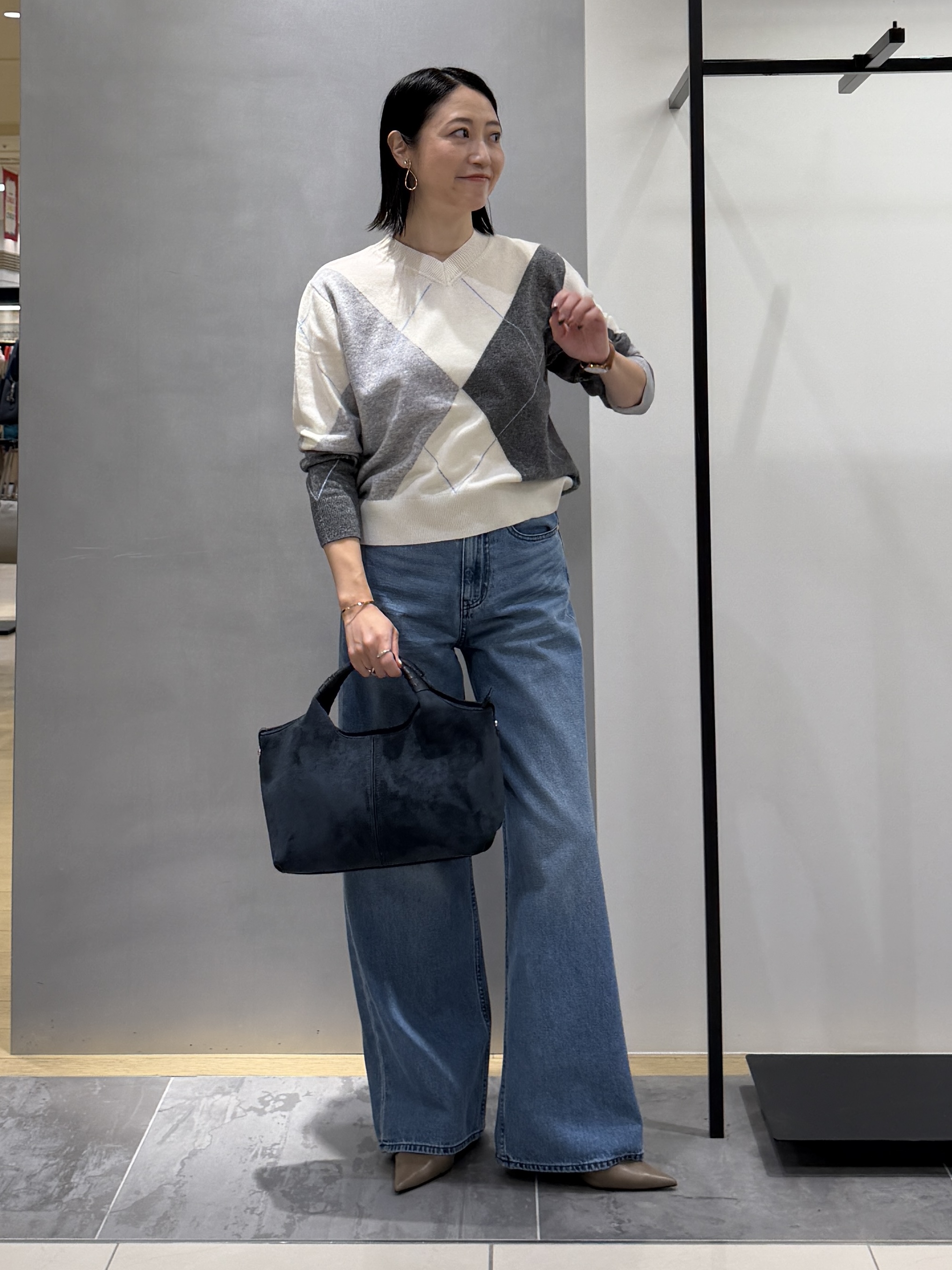 shihoさんの「INDIVI｜【ウール混】ビッグアーガイル柄ニット」を使ったコーディネート