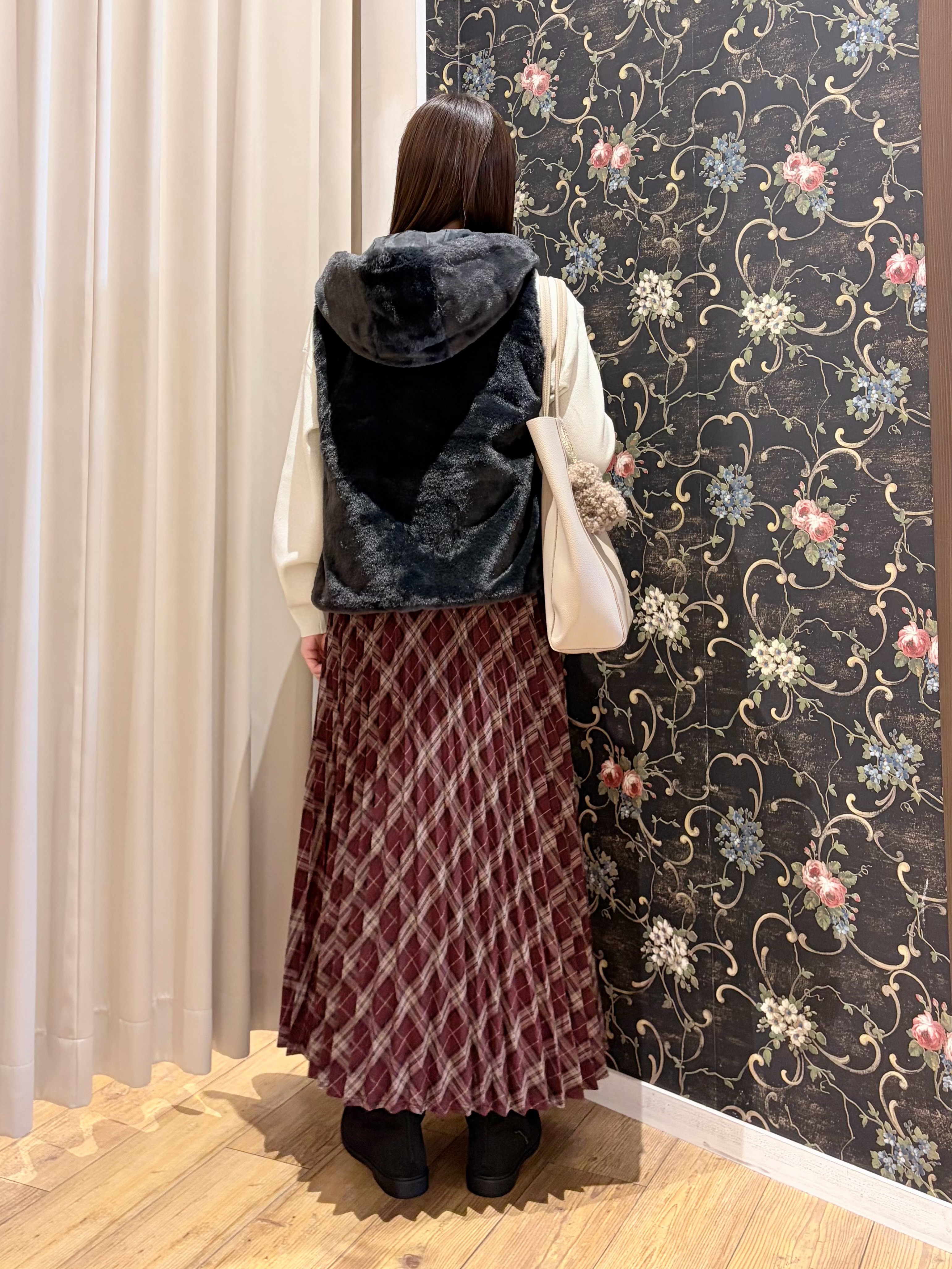 おうめさんの「SHOO･LA･RUE｜【洗濯機可/撥水/マルチWAY】ファーライナー付き 毎日欲張りマンパ」を使ったコーディネート