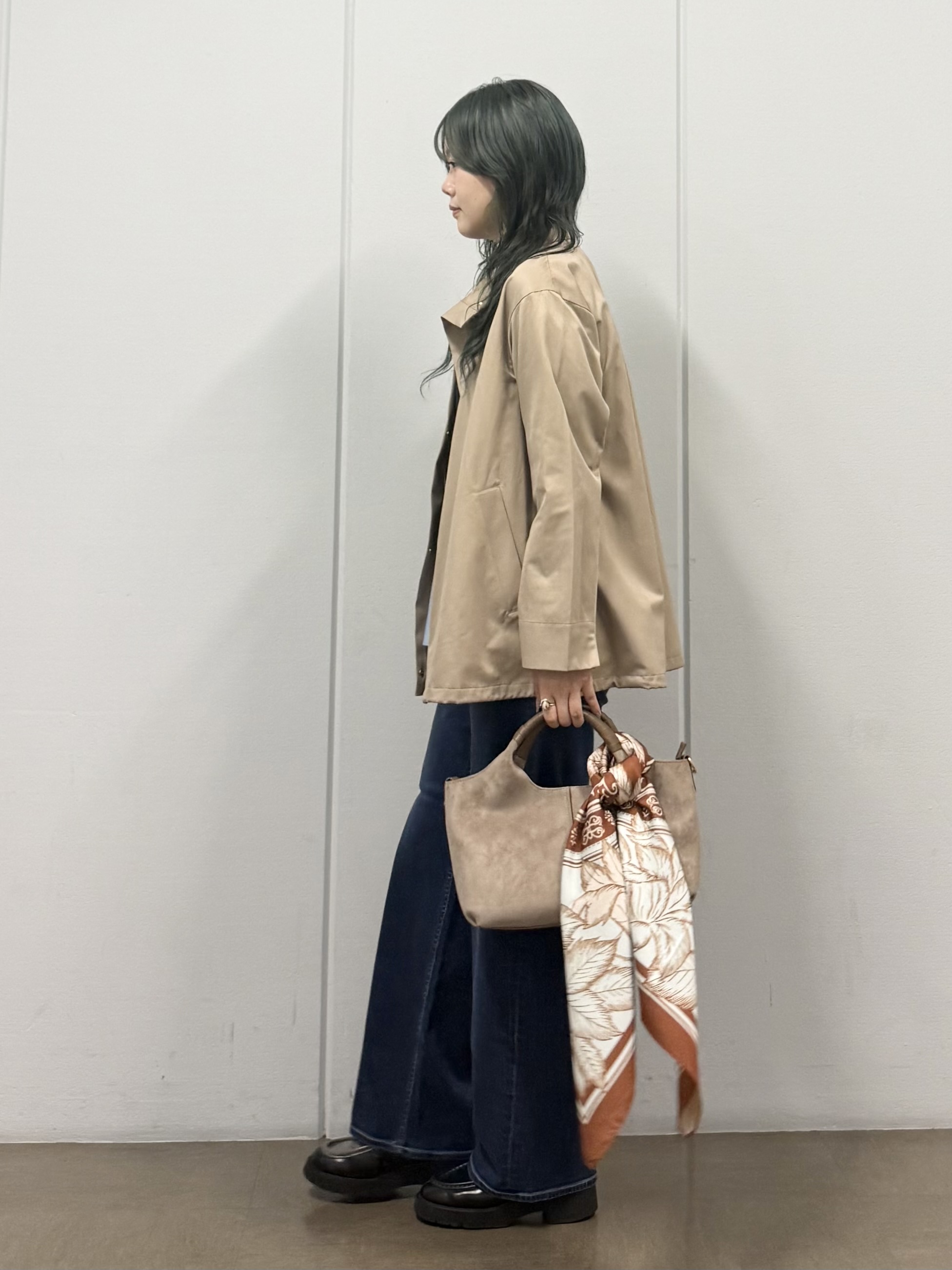 mizukiさんの「INDIVI｜【撥水／UVケア】スタンドカラーブルゾン」を使ったコーディネート