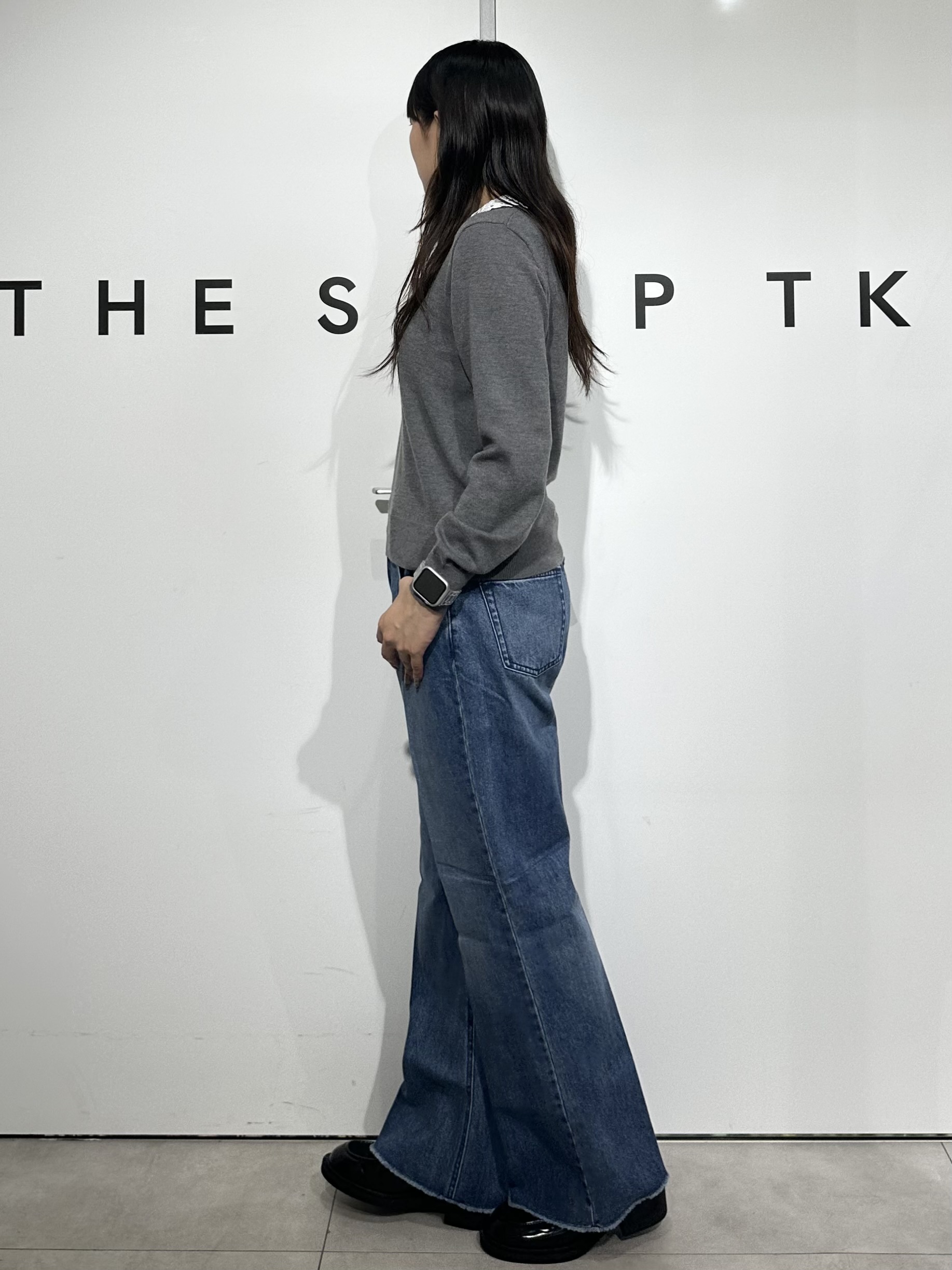 cottonさんの「THE SHOP TK｜【襟取り外し可能】もにゅ 襟レース付きニット」を使ったコーディネート