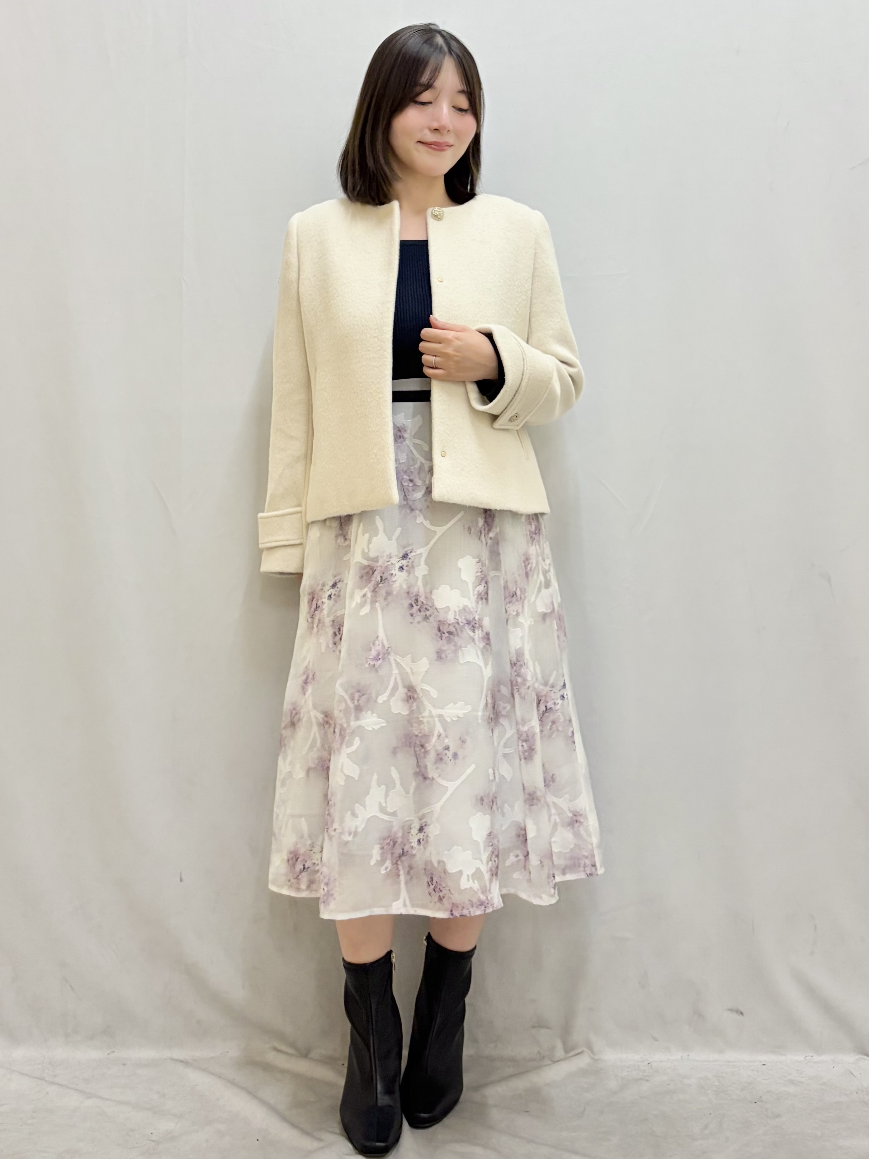 kasumiさんの「index｜【植草美幸先生が指南する好印象スタイル】カシミヤ混ノーカラーショートコート」を使ったコーディネート