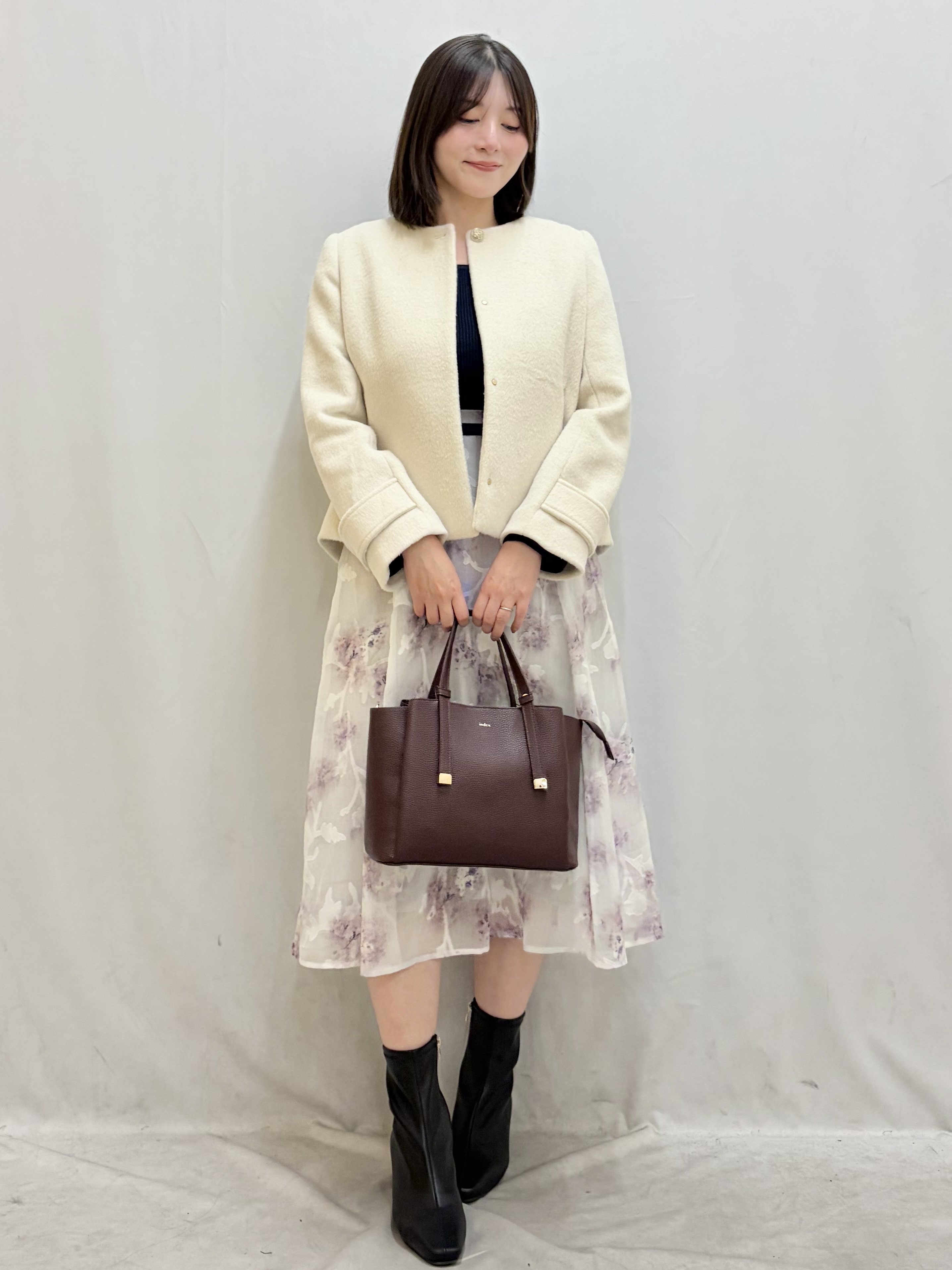kasumiさんの「index｜【植草美幸先生が指南する好印象スタイル】カシミヤ混ノーカラーショートコート」を使ったコーディネート