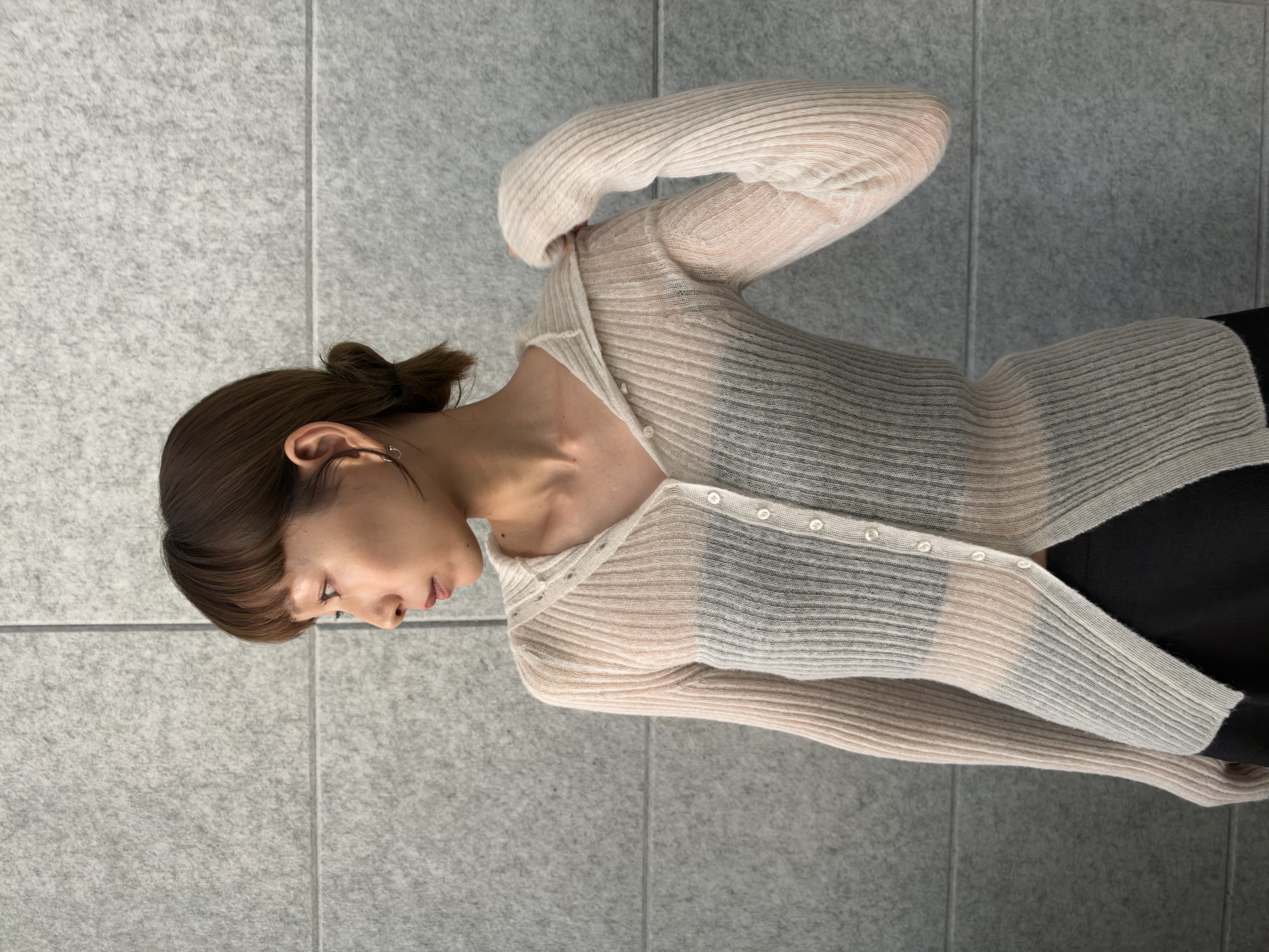 designer yukaさんの「CODE A｜sheer mohair rib cardigan」を使ったコーディネート