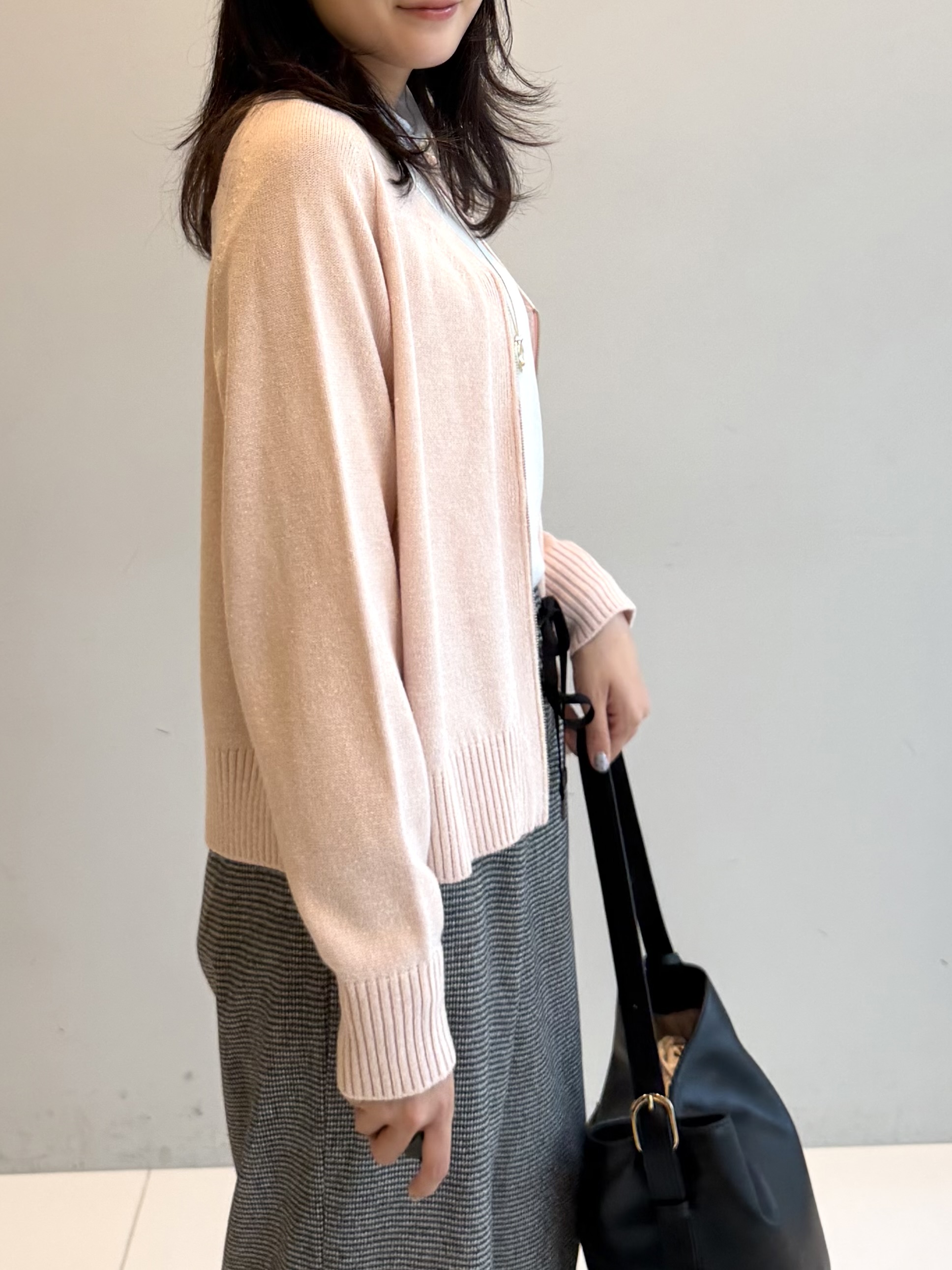 ririkaさんの「UNTITLED｜【店頭人気！】杢調ジップカーディガン」を使ったコーディネート