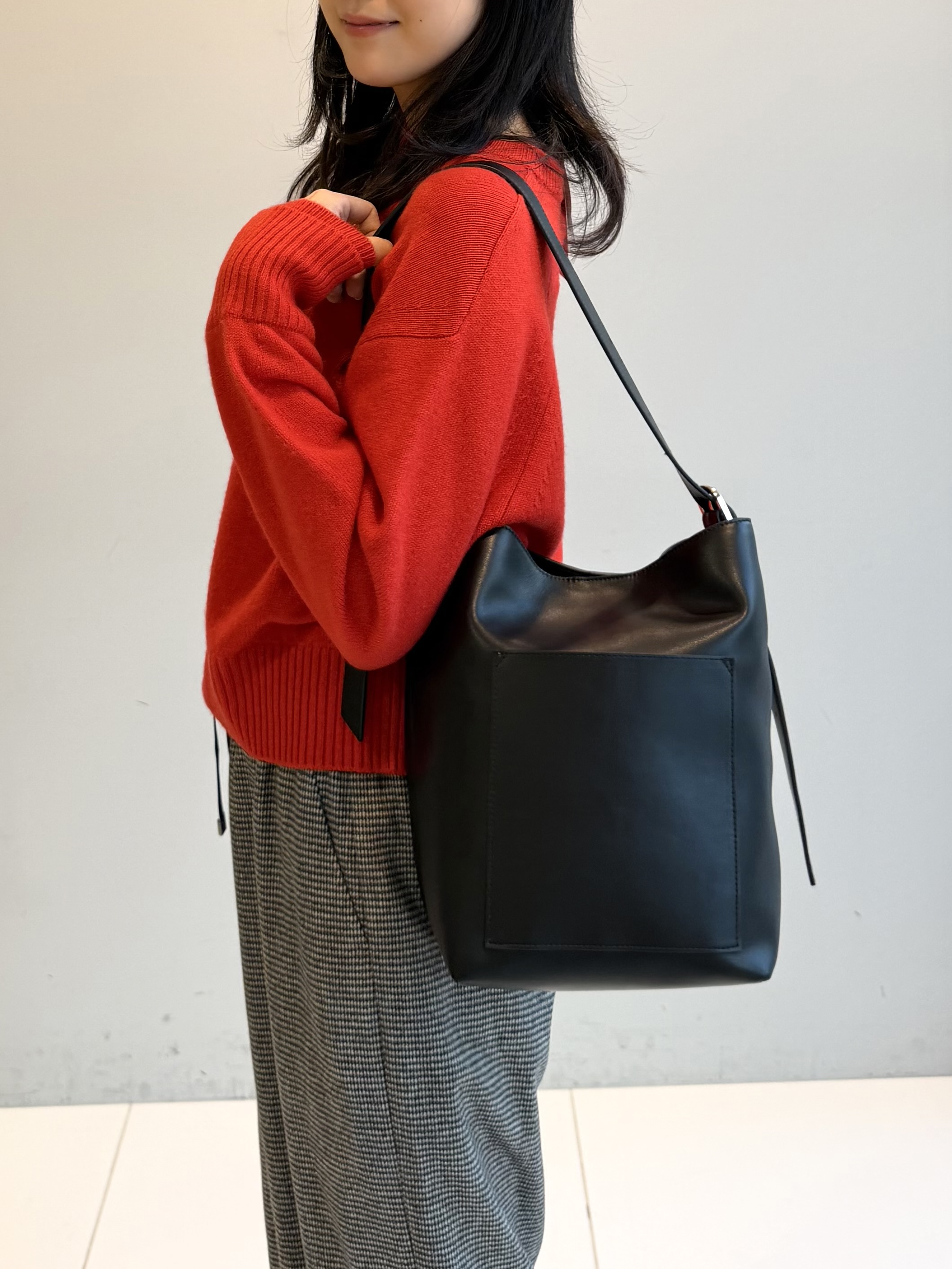 ririkaさんの「UNTITLED｜【セットアップ可/ウエストゴム】ウールドロストパンツ」を使ったコーディネート