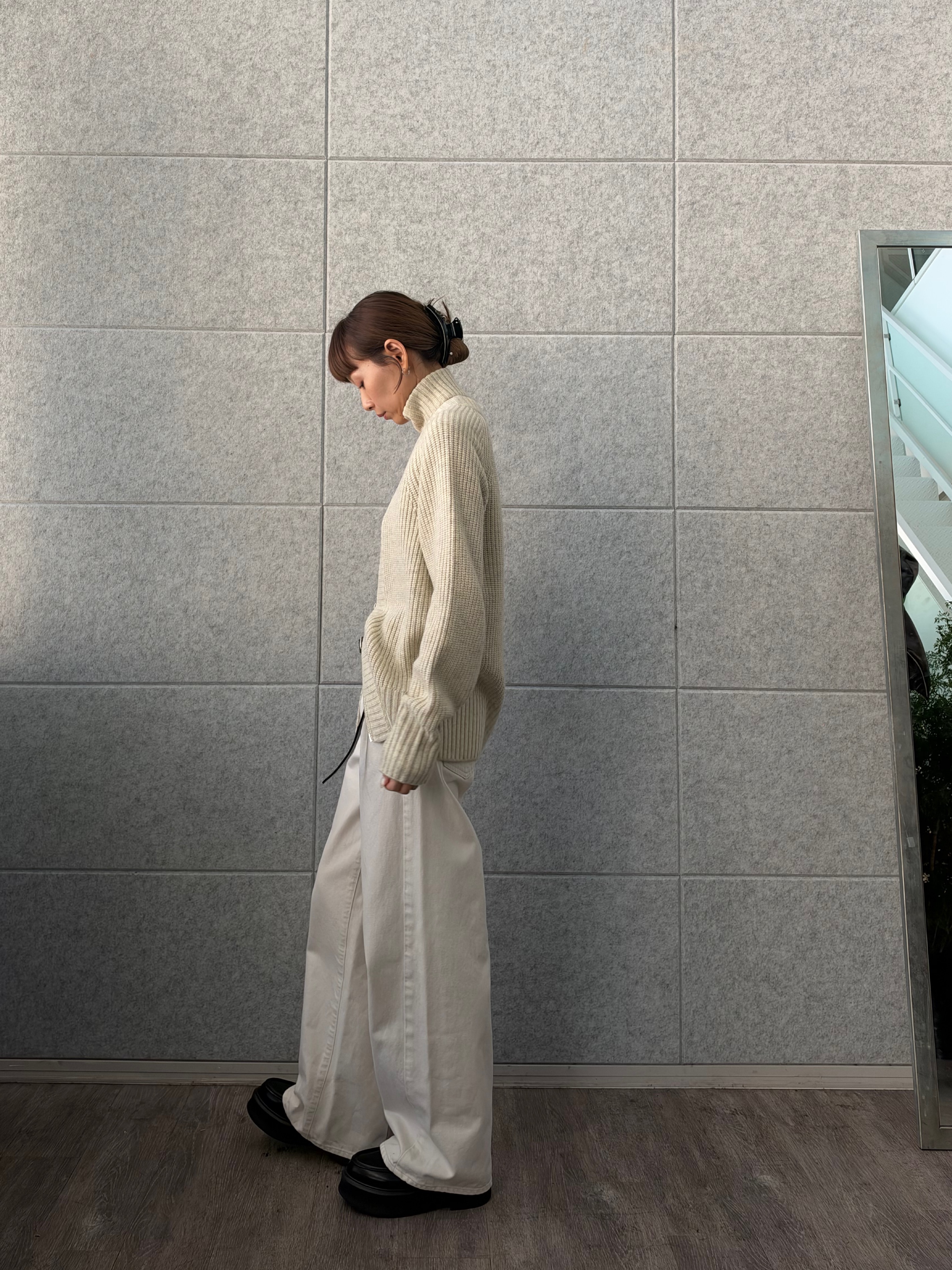 designer yukaさんの「CODE A｜【Re】dual form zip knit」を使ったコーディネート