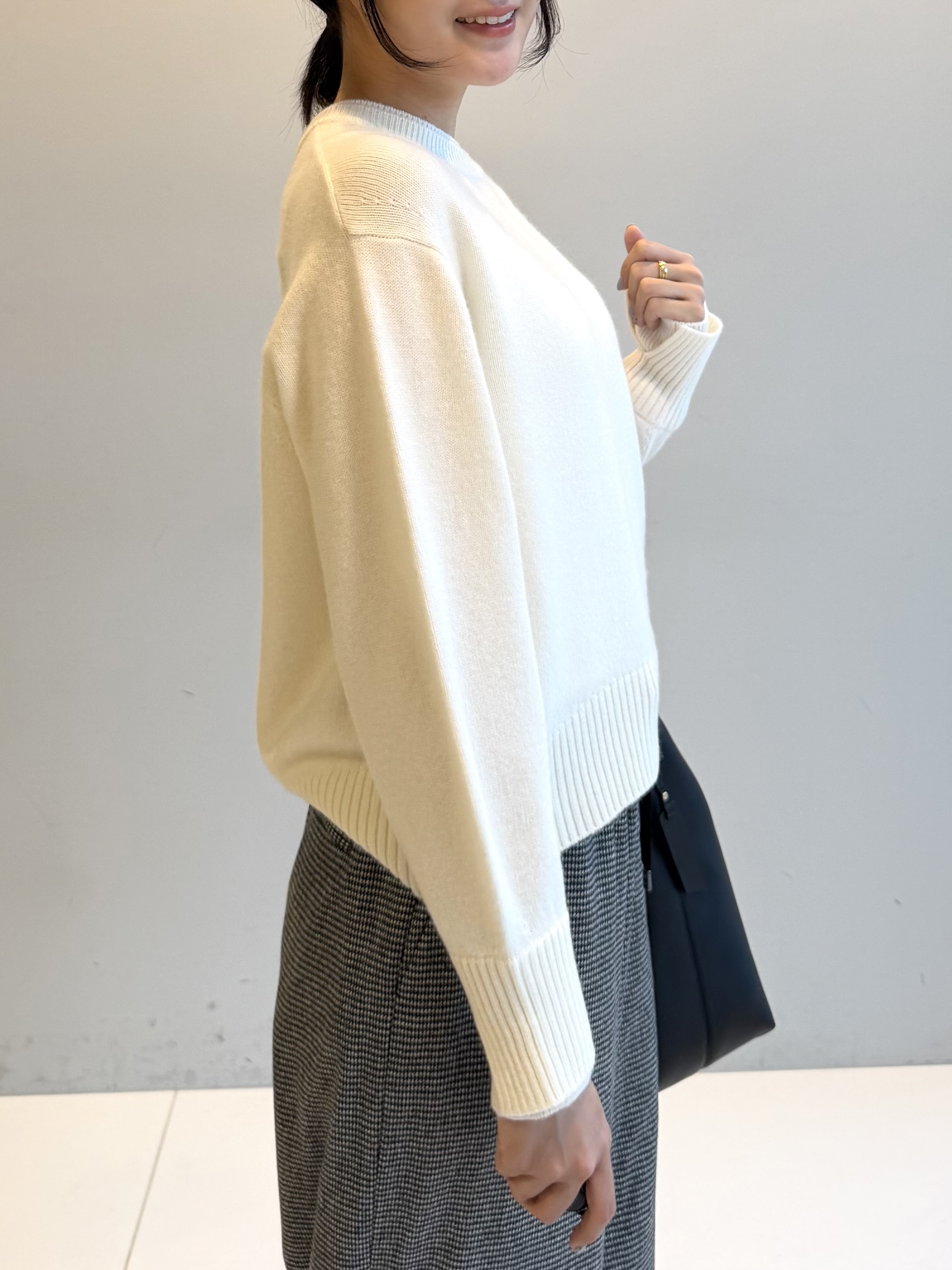 ririkaさんの「UNTITLED｜【セットアップ可/ウエストゴム】ウールドロストパンツ」を使ったコーディネート