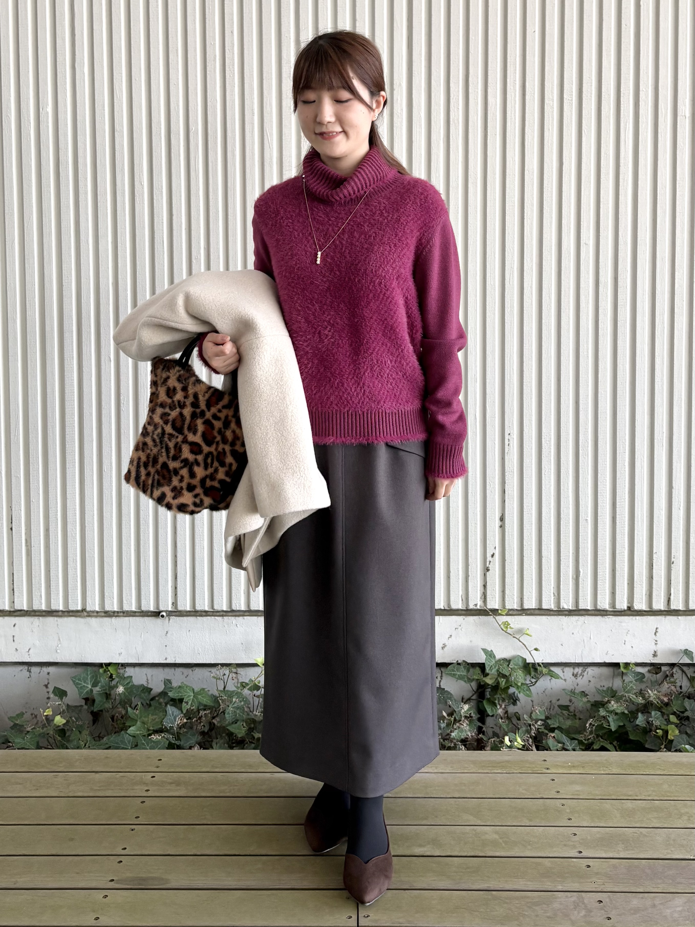 mikiさんの「Reflect｜パール調バー&times;チェーンネックレス」を使ったコーディネート