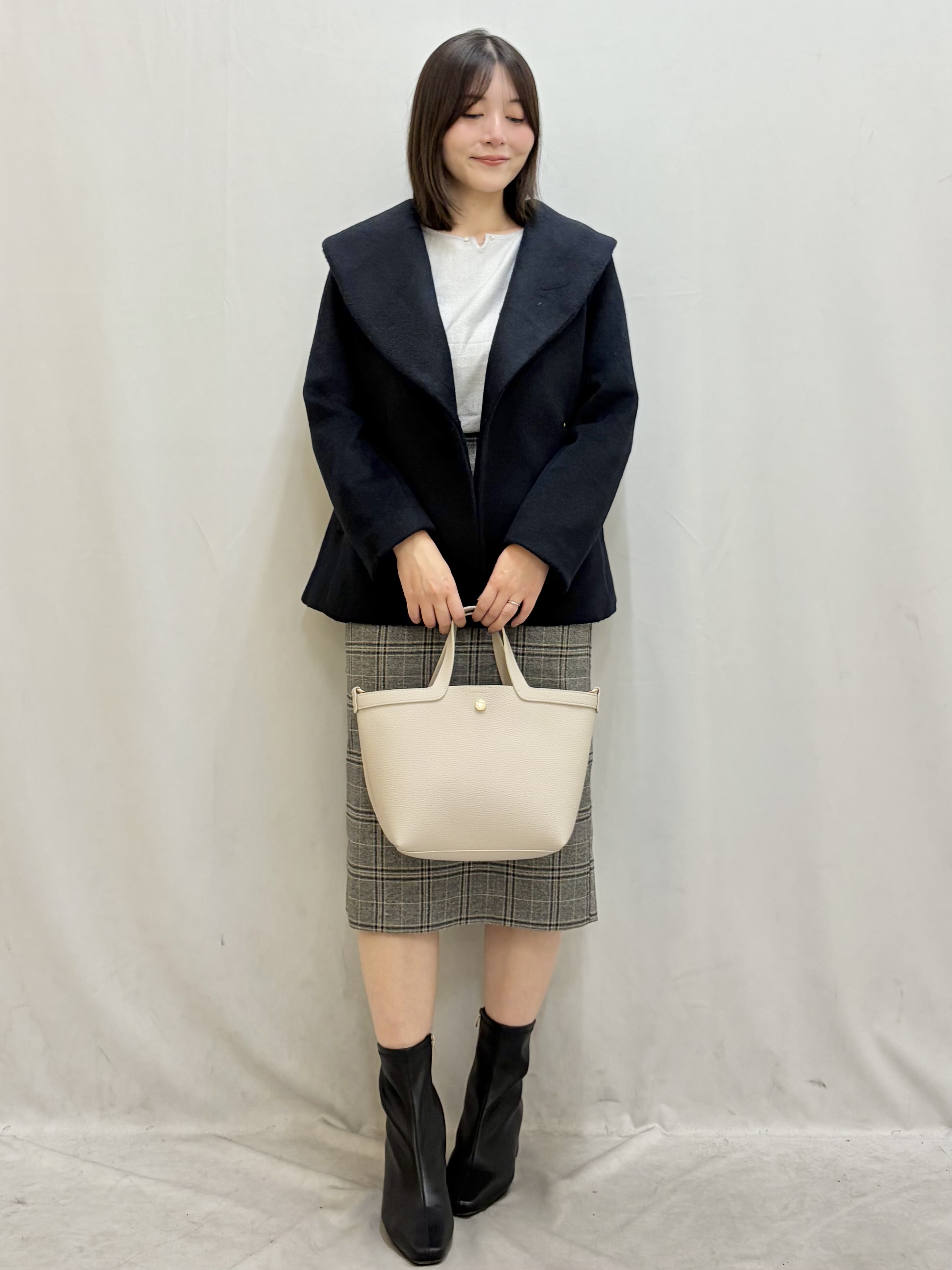 kasumiさんの「index｜カシミヤ混ビッグショールカラーコート」を使ったコーディネート