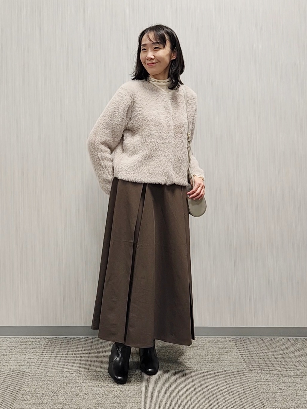 naraさんの「Dessin｜【店頭人気/洗える】シャギーニットカーディガン」を使ったコーディネート