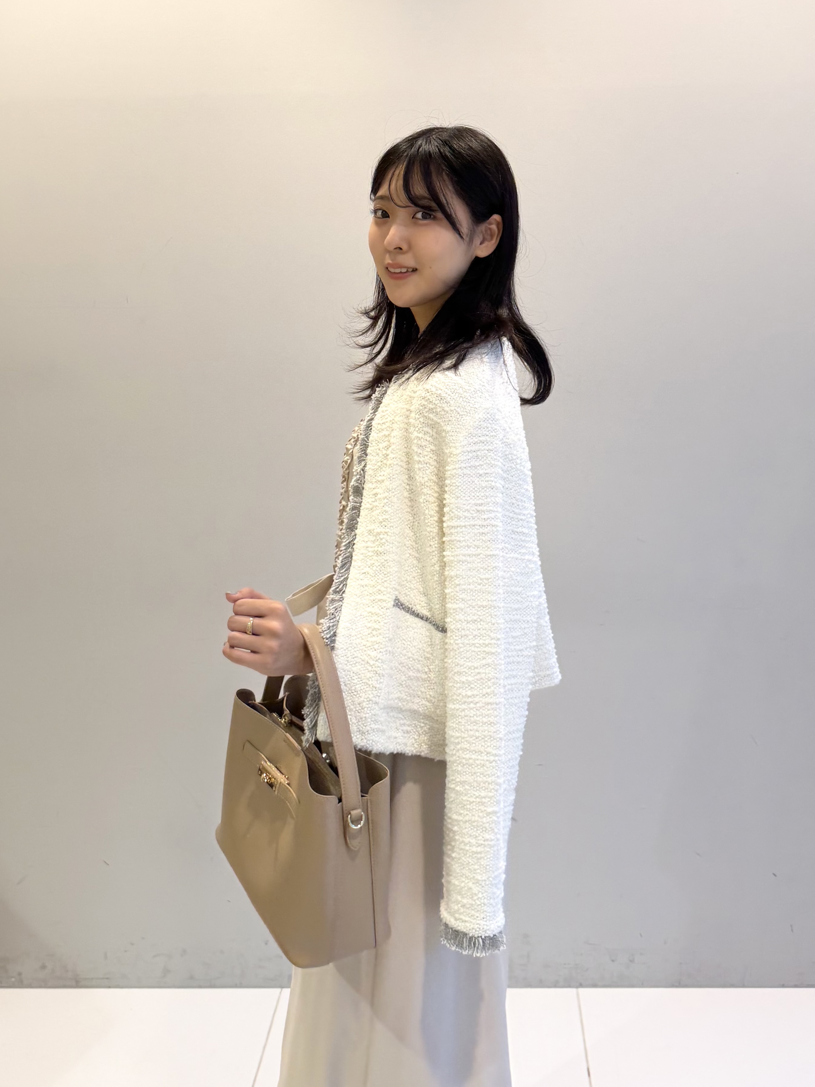 ririkaさんの「UNTITLED｜【ジャケットライク/秋羽織り】ファンシーヤーンツイードニットカーディガン」を使ったコーディネート
