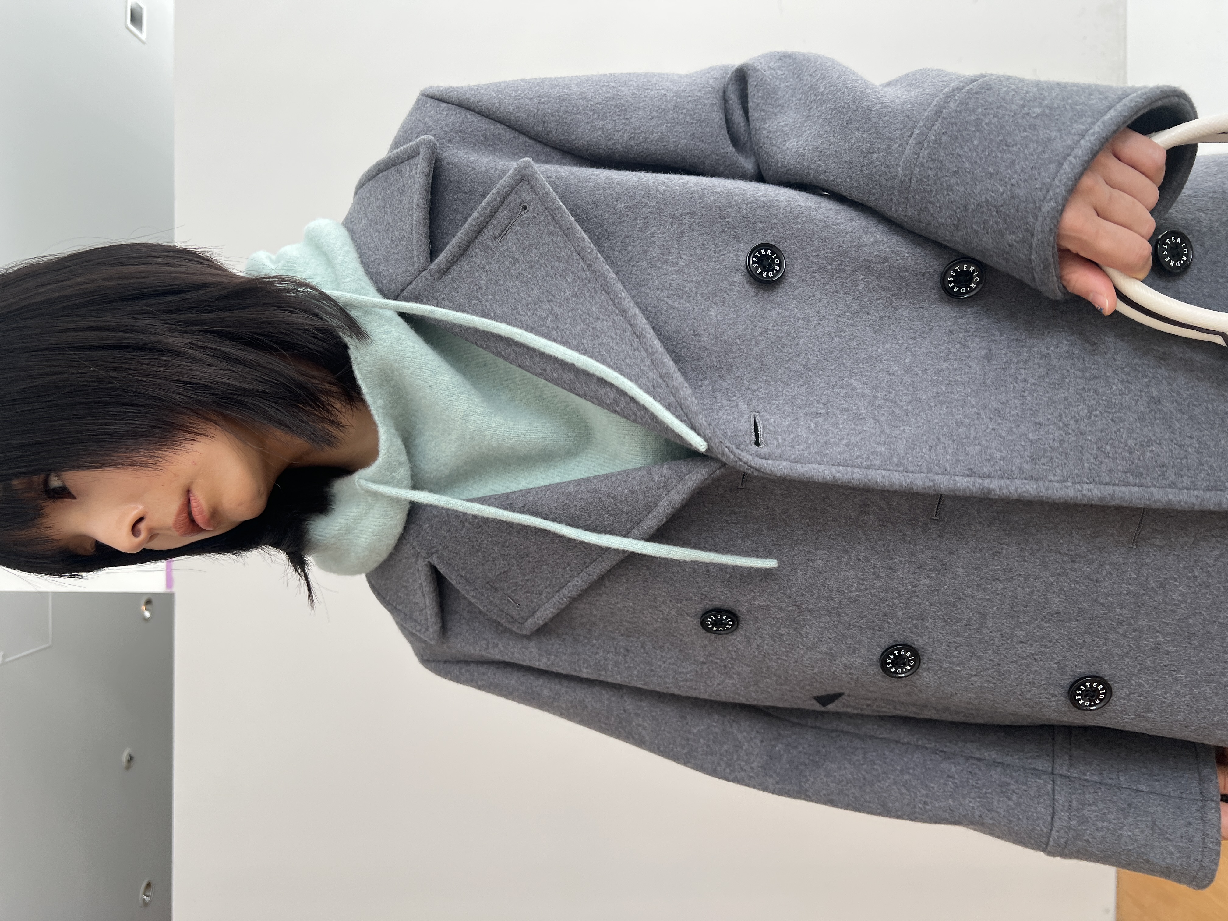 misaさんの「DRESSTERIOR｜Super140 AラインPコート」を使ったコーディネート
