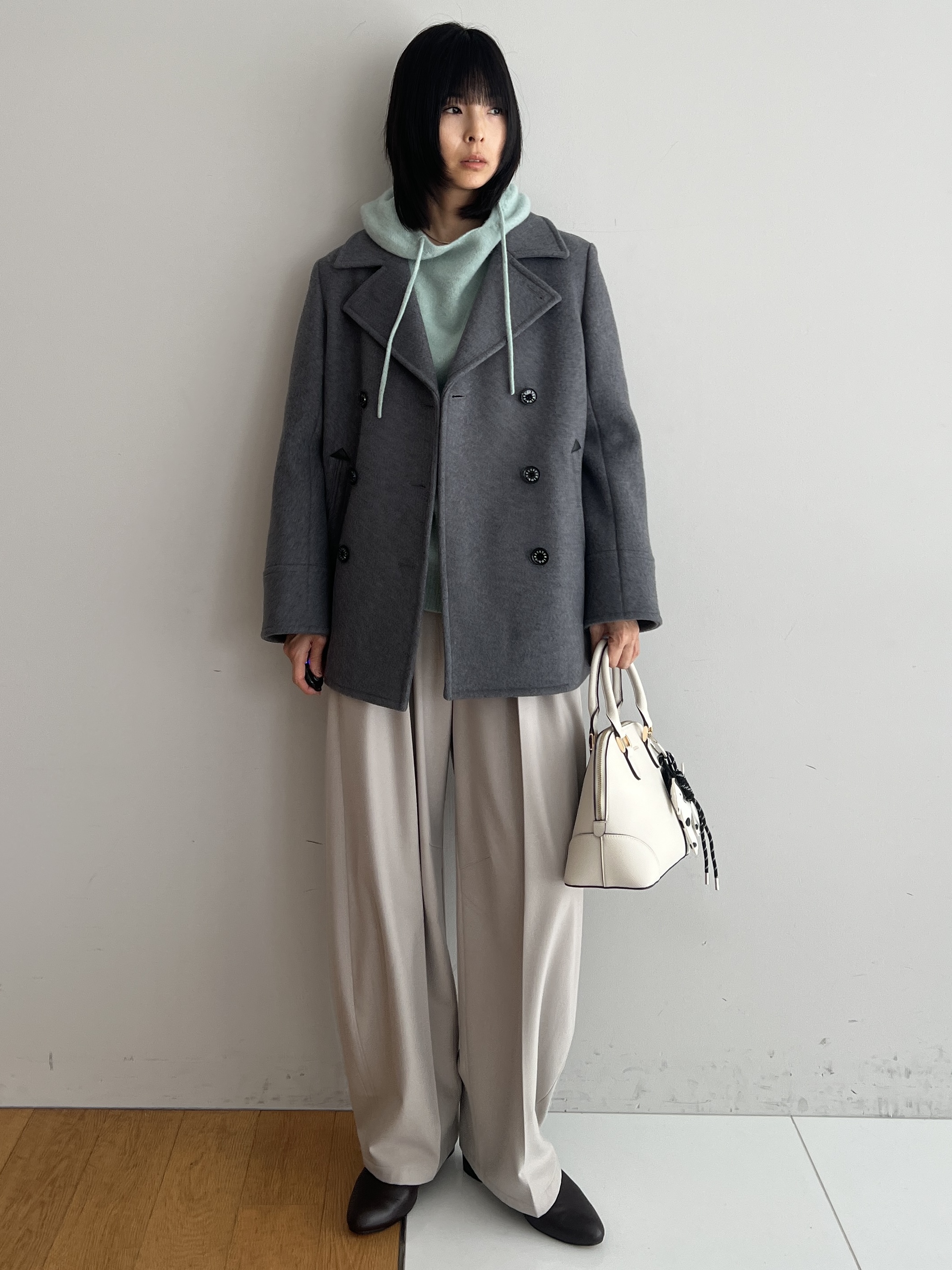 misaさんの「DRESSTERIOR｜Super140 AラインPコート」を使ったコーディネート