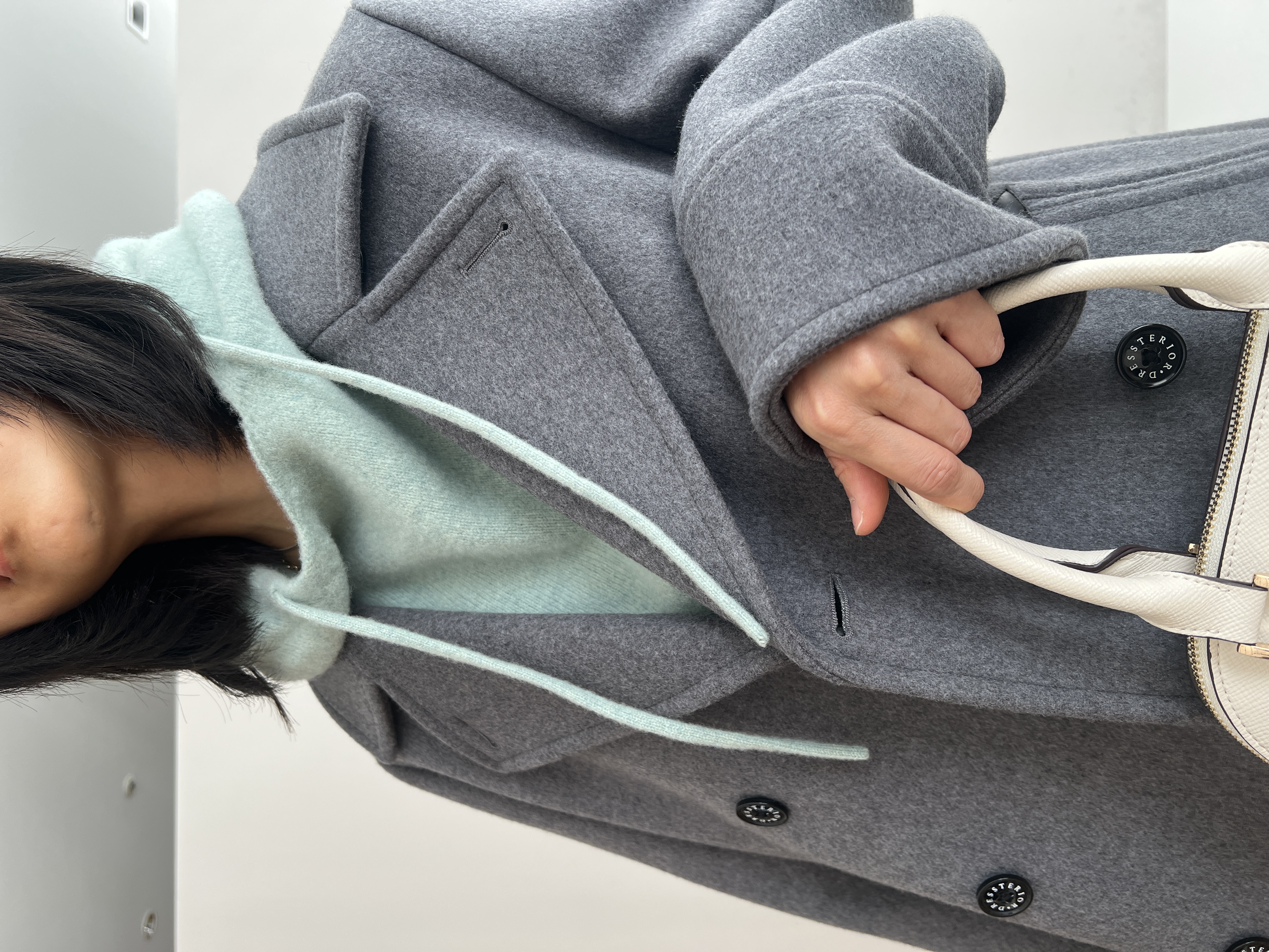 misaさんの「DRESSTERIOR｜Super140 AラインPコート」を使ったコーディネート