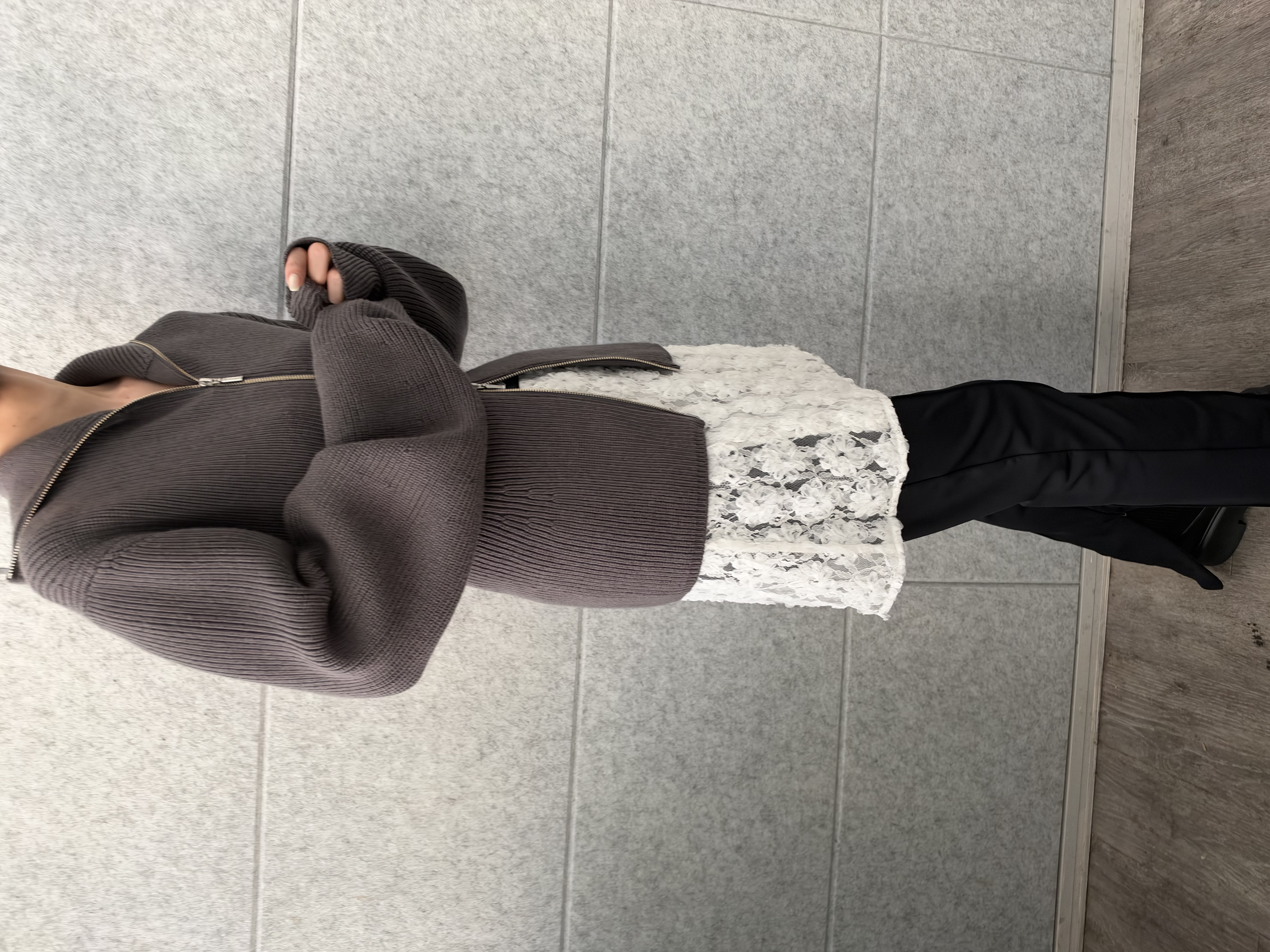 designer yukaさんの「CODE A｜form zip cardigan」を使ったコーディネート