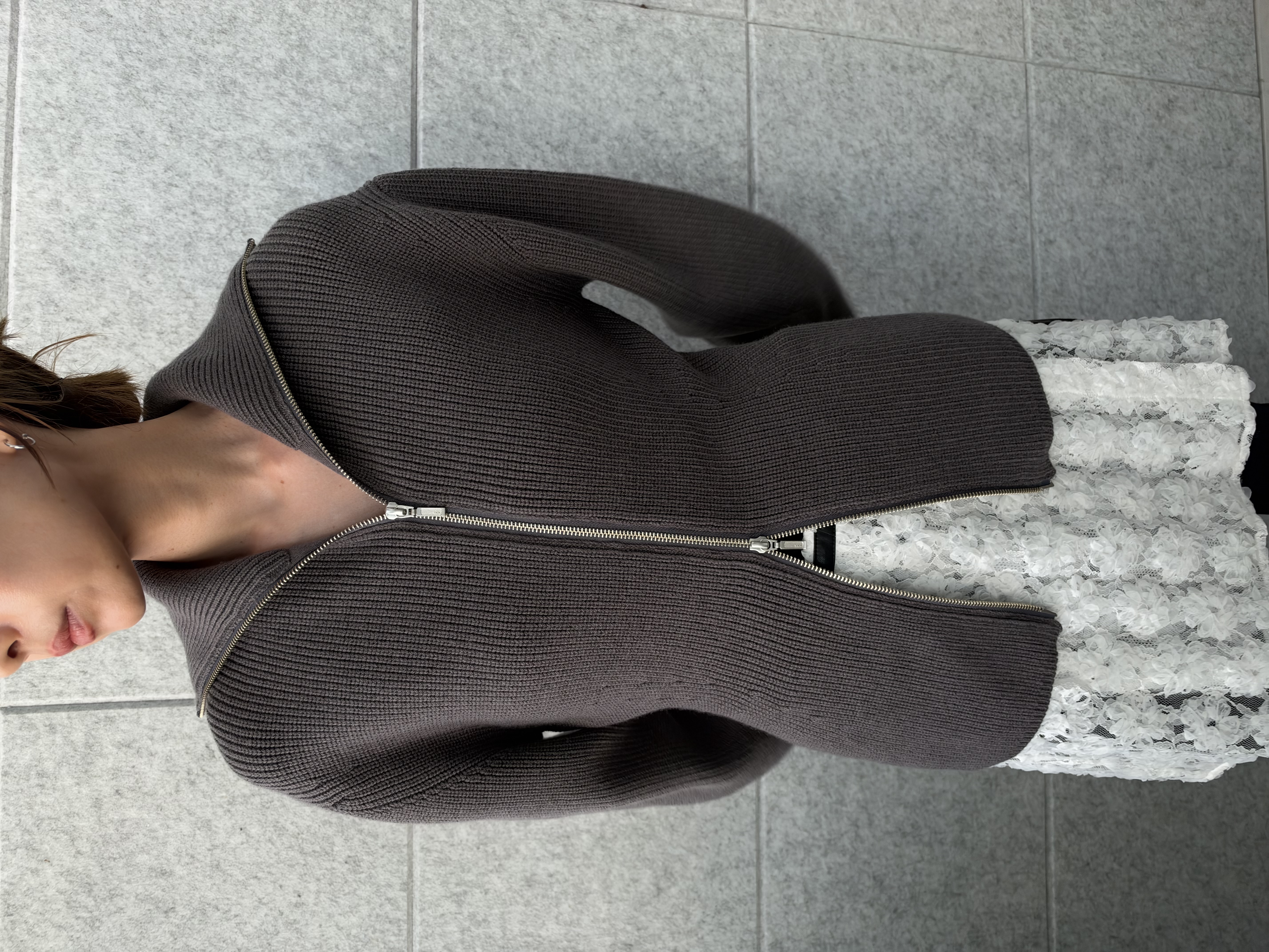 designer yukaさんの「CODE A｜form zip cardigan」を使ったコーディネート