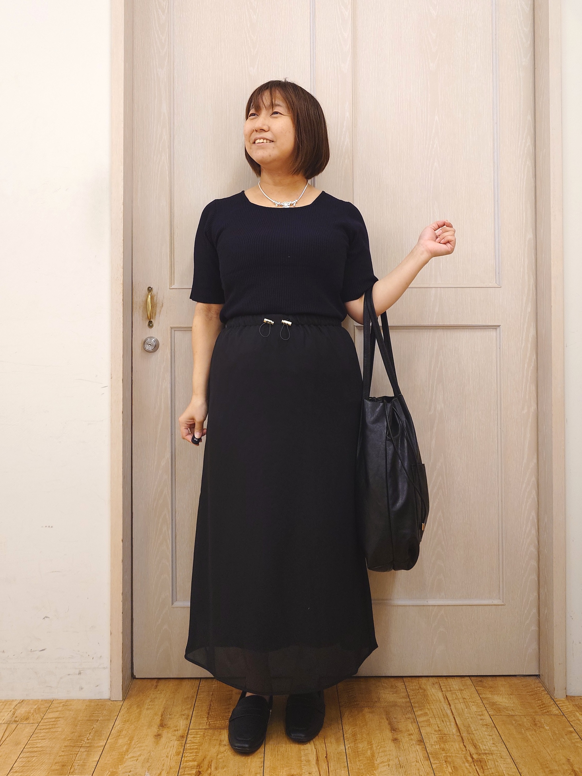 とろろさんの「SHOO･LA･RUE｜【洗濯機可/S-LL】体型カバーしながらこなれ見え レース付きキャミソール」を使ったコーディネート