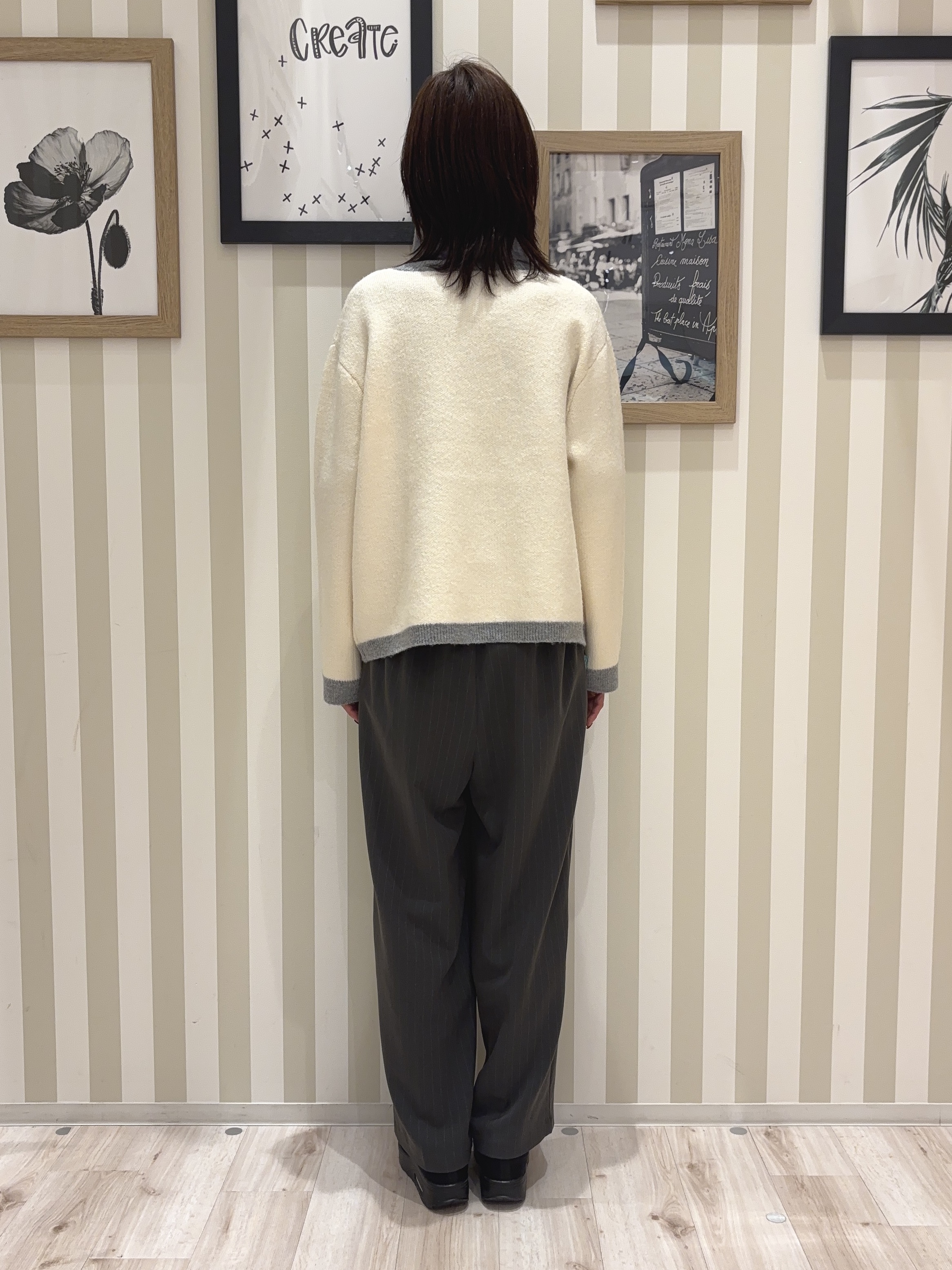 たまごがにさんの「SHOO･LA･RUE｜【洗濯機可/S-LL】ジャケット感覚で着られる バイカラーニットカーディガン」を使ったコーディネート