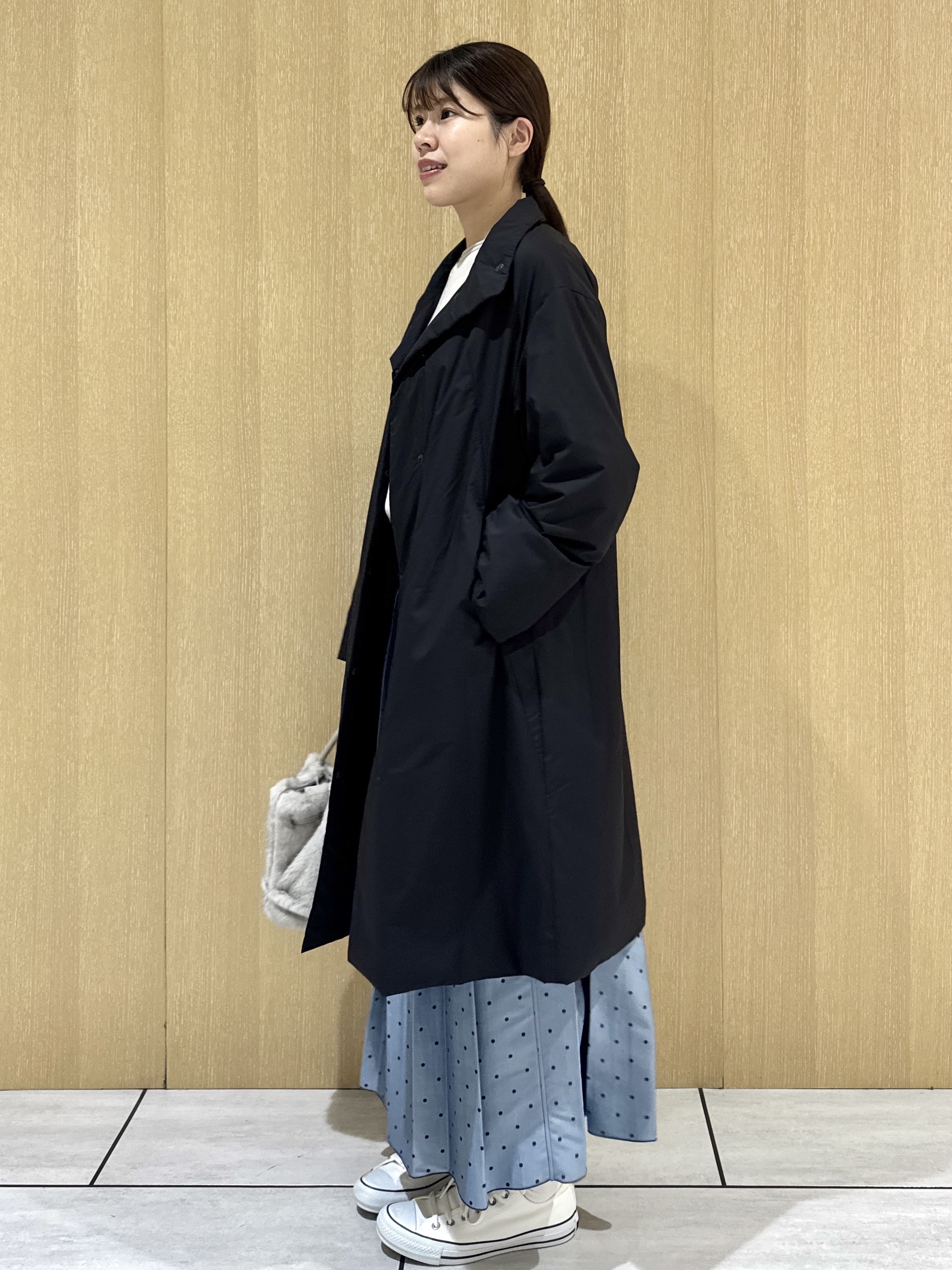 nanaさんの「UNTITLED｜【撥水/軽量/薄中綿入り】スタンドカラーコート」を使ったコーディネート