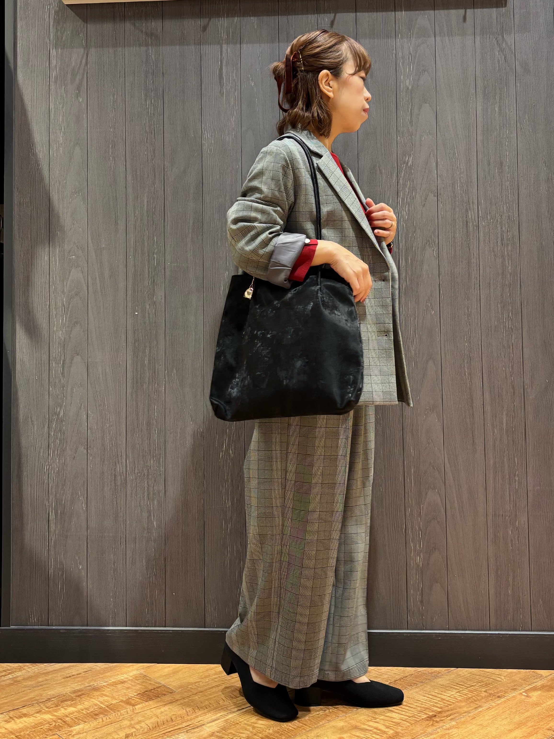 meiさんの「SHOO･LA･RUE｜【セットアップ可/洗濯後しわになりにくい】ウールフィール ダブルジャケット」を使ったコーディネート