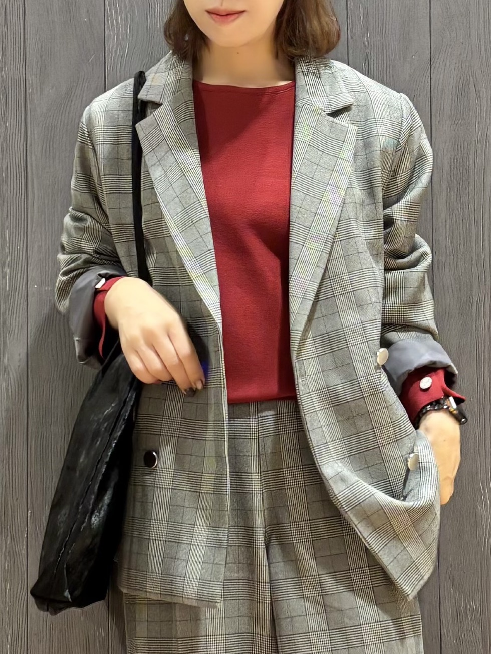 meiさんの「SHOO･LA･RUE｜【セットアップ可/洗濯後しわになりにくい】ウールフィール ダブルジャケット」を使ったコーディネート