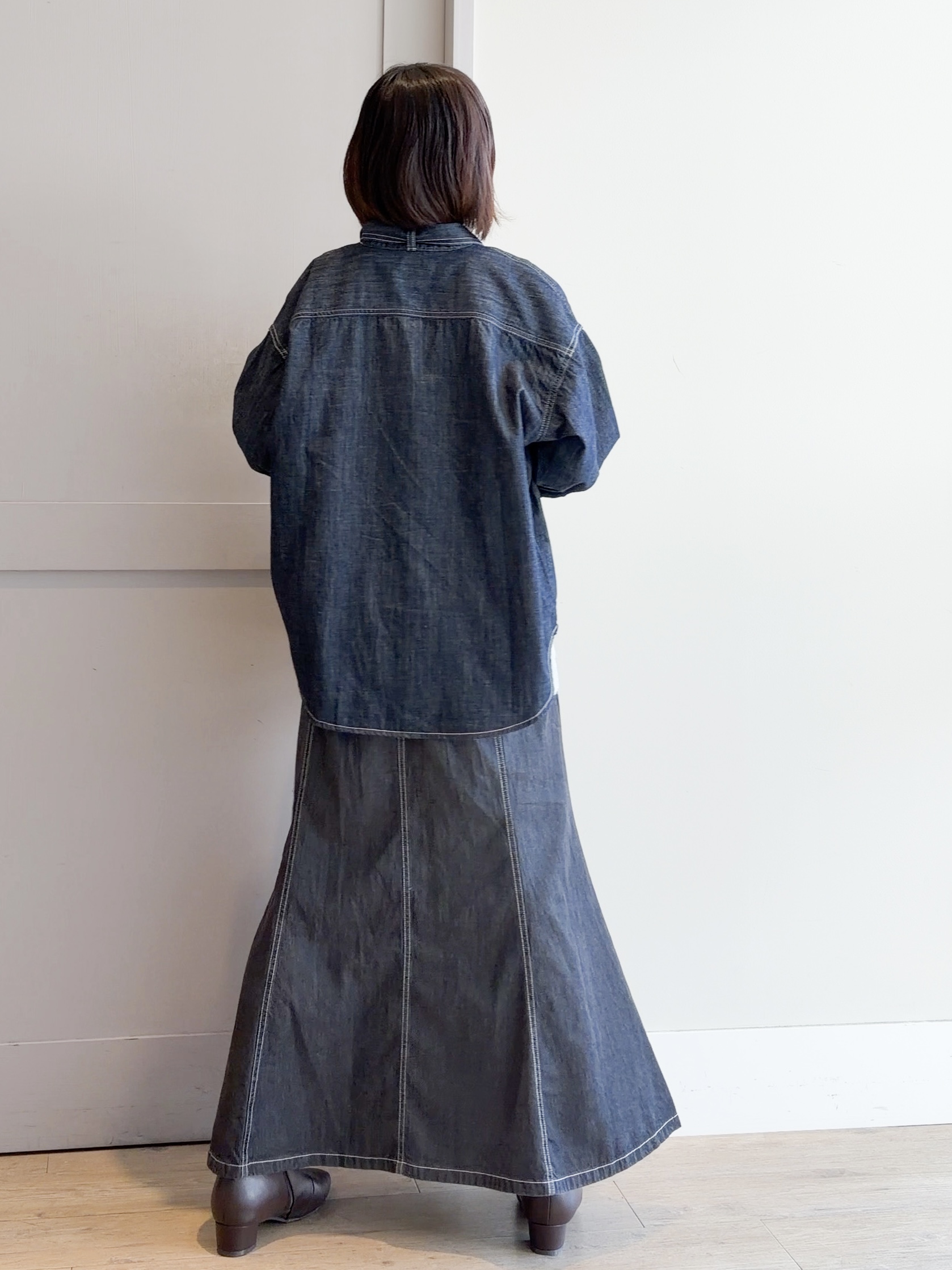 yamakoさんの「grove｜【Lee&times;grove別注】DENIM BOWTIE SHIRTS」を使ったコーディネート