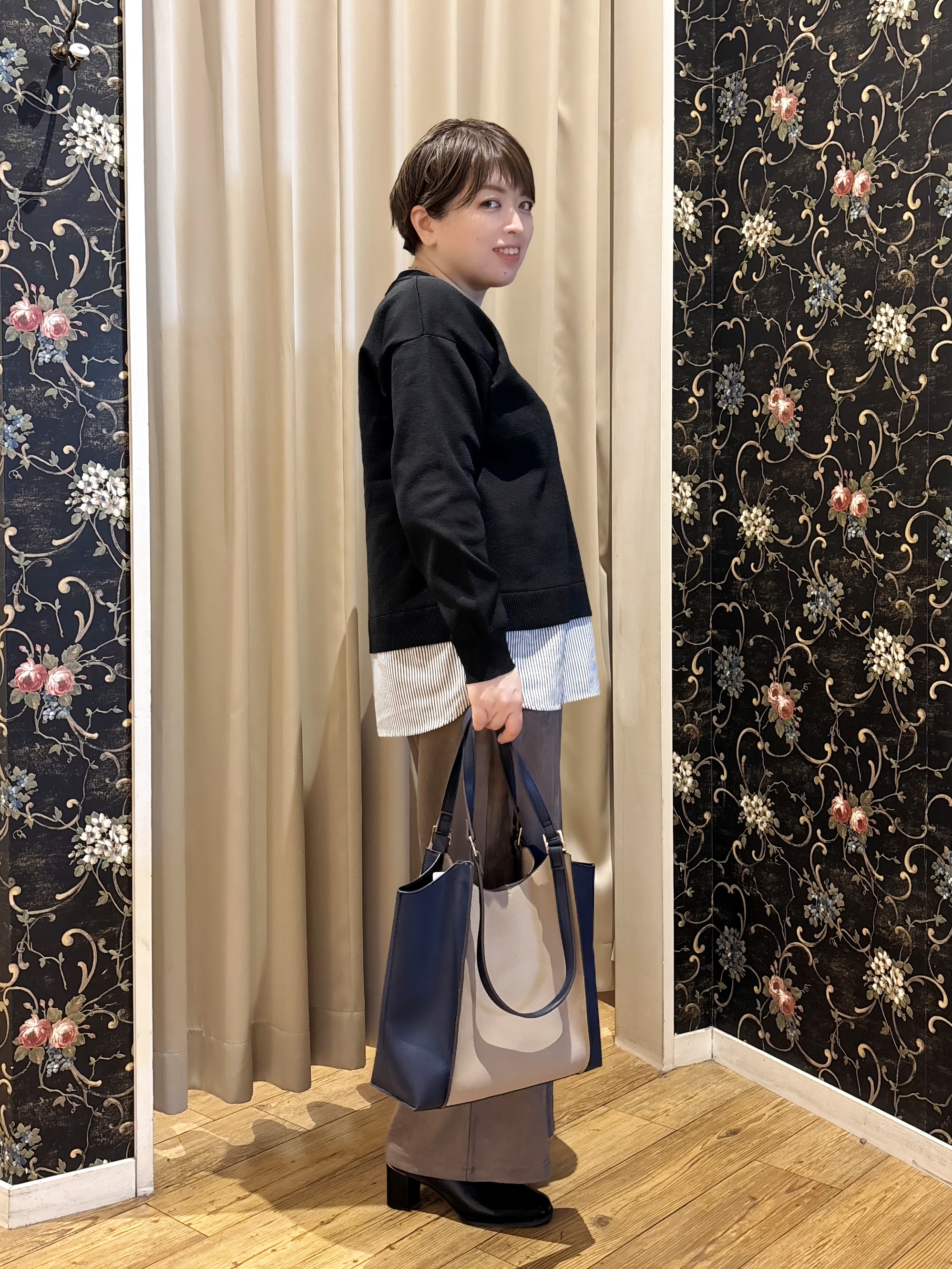 たみさんの「SHOO･LA･RUE｜【S-LL】着るだけできまる シャツレイヤード風 スポンディッシュニット」を使ったコーディネート