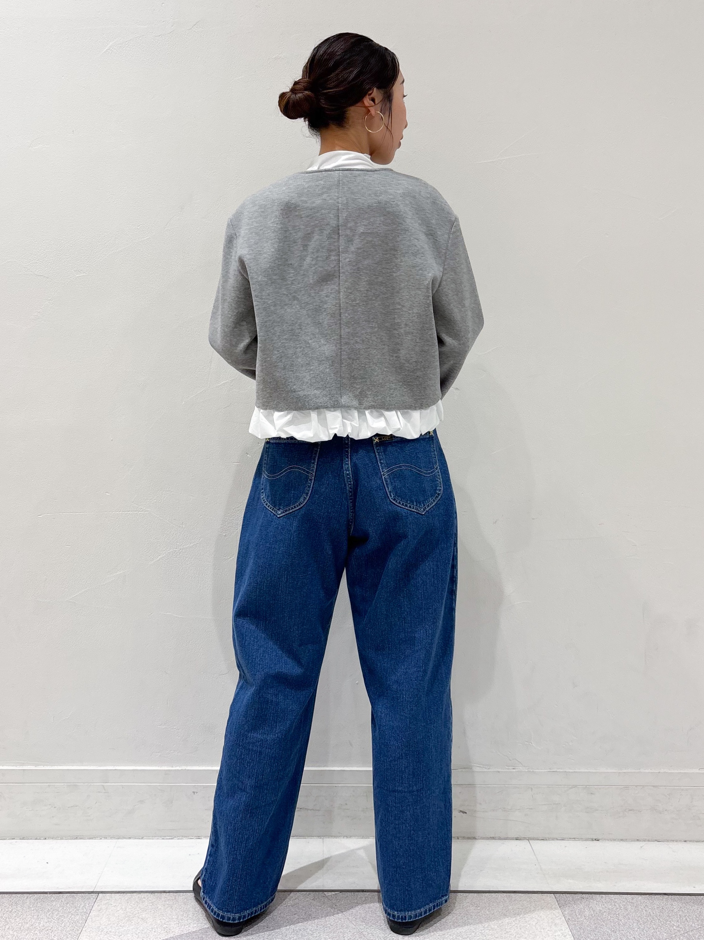 ちえさんの「OPAQUE.CLIP｜異素材フリルウールライクコート【吸湿発熱／防シワ／洗える】」を使ったコーディネート