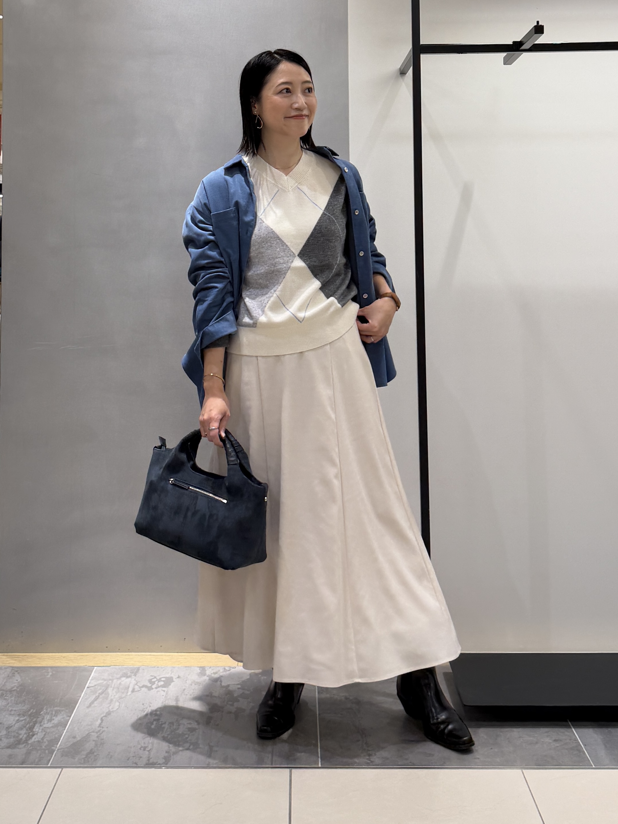 shihoさんの「INDIVI｜【ウール混】ビッグアーガイル柄ニット」を使ったコーディネート