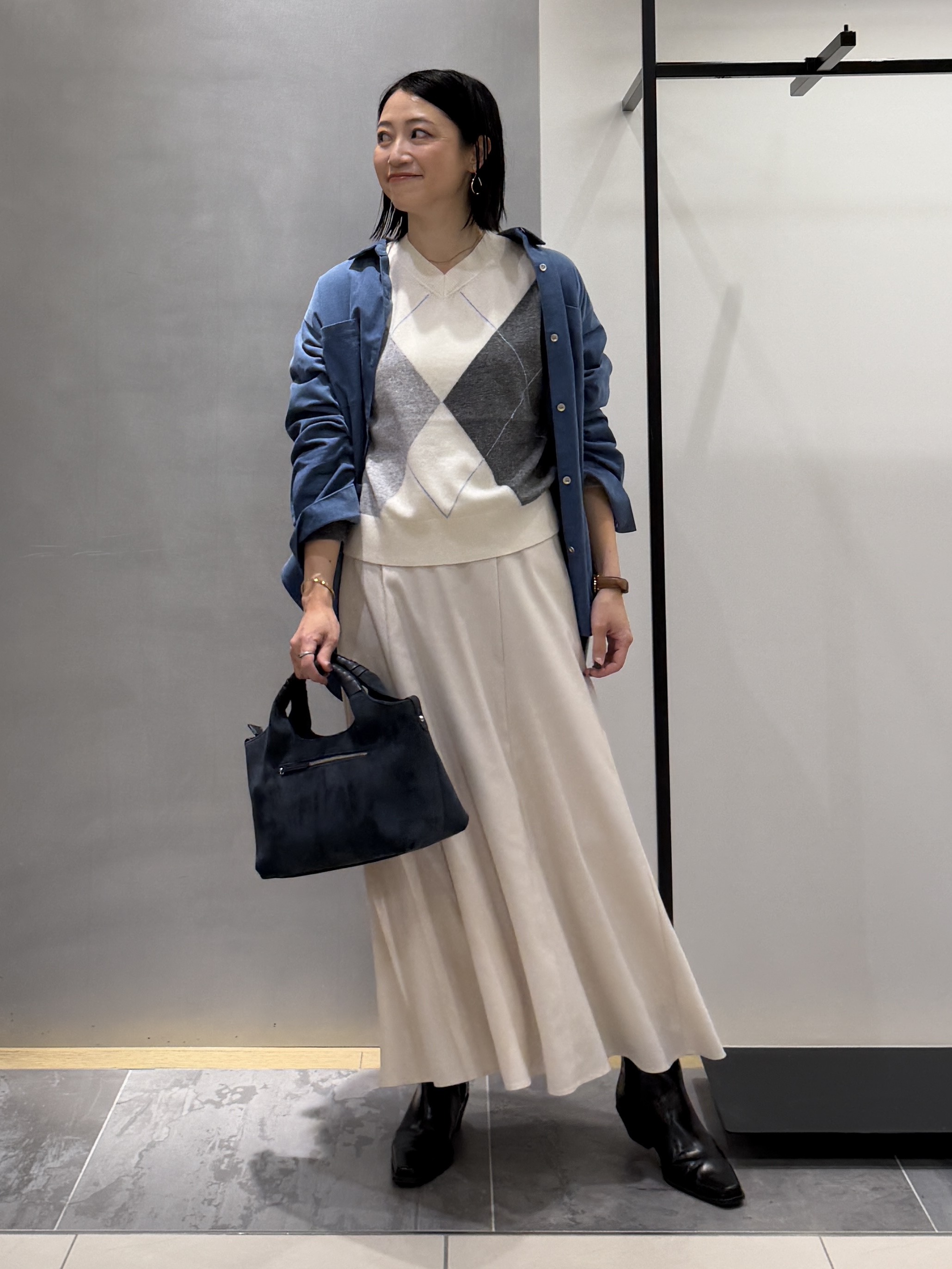 shihoさんの「INDIVI｜【ウール混】ビッグアーガイル柄ニット」を使ったコーディネート