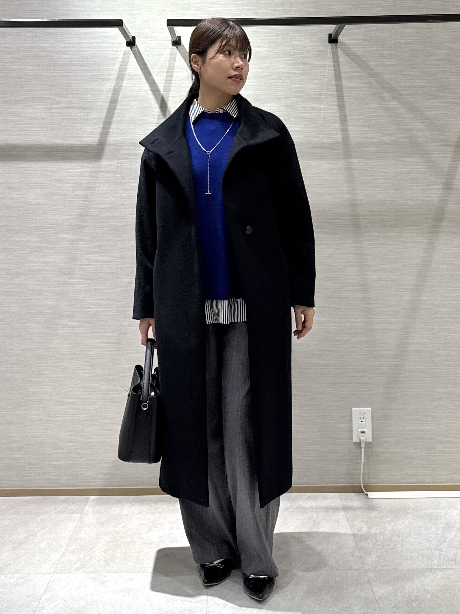 nanaさんの「UNTITLED｜【きれいに体型カバー/8色展開】Aラインシルエットニットプルオーバー」を使ったコーディネート