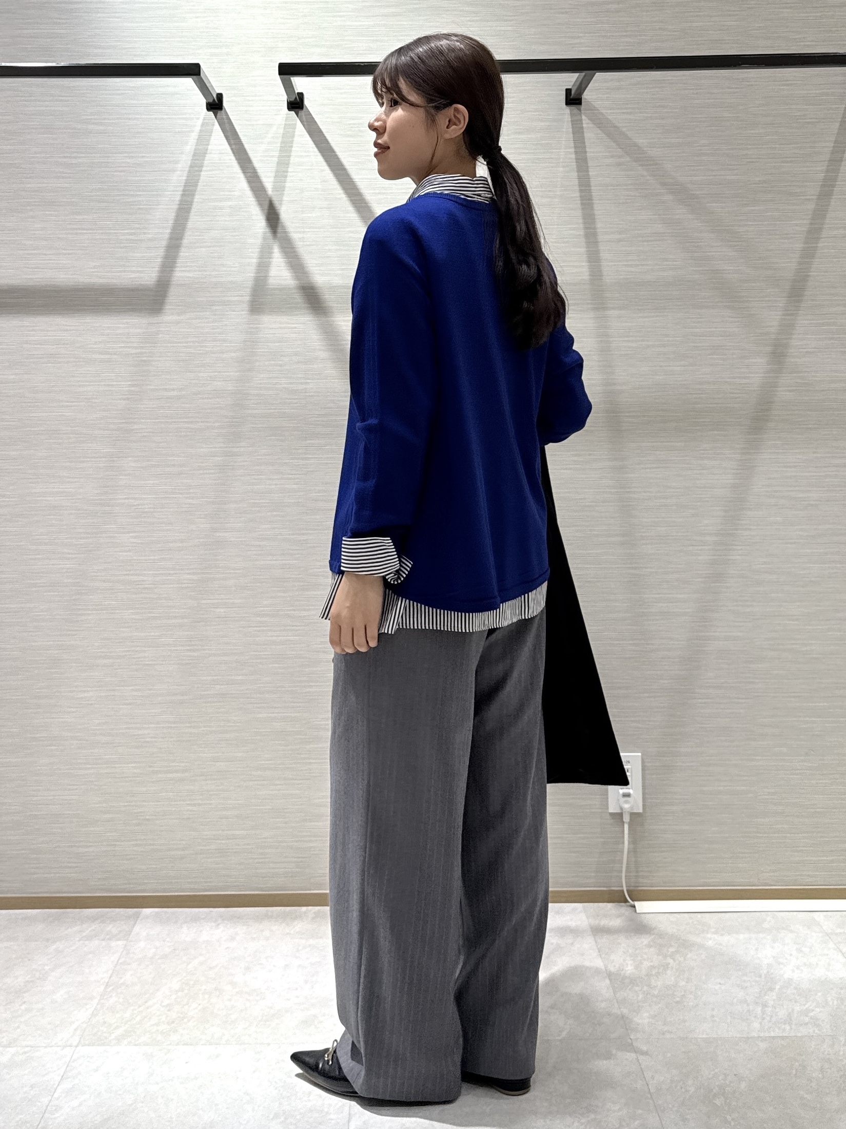 nanaさんの「UNTITLED｜【きれいに体型カバー/8色展開】Aラインシルエットニットプルオーバー」を使ったコーディネート